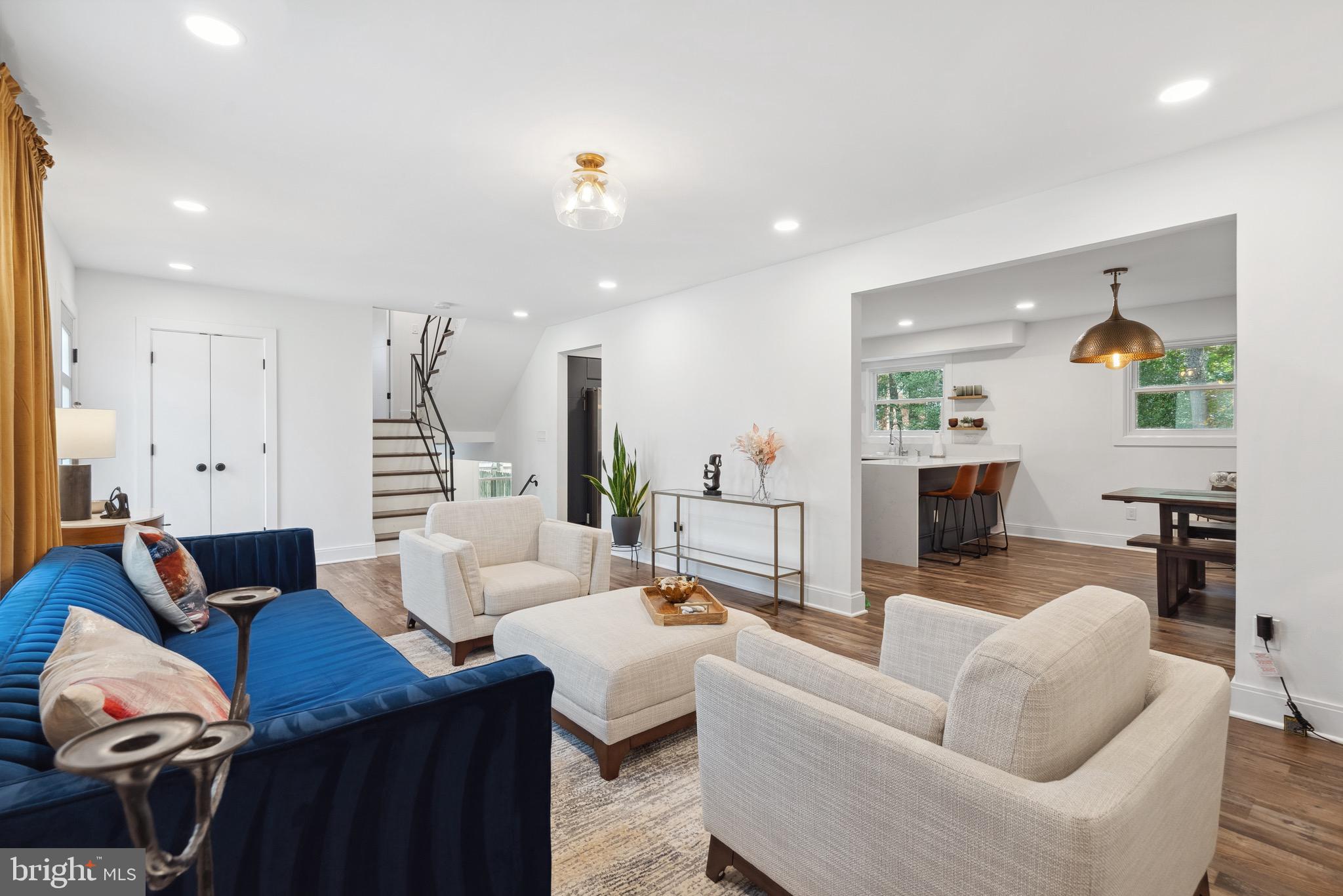 Real estate listing preview #6