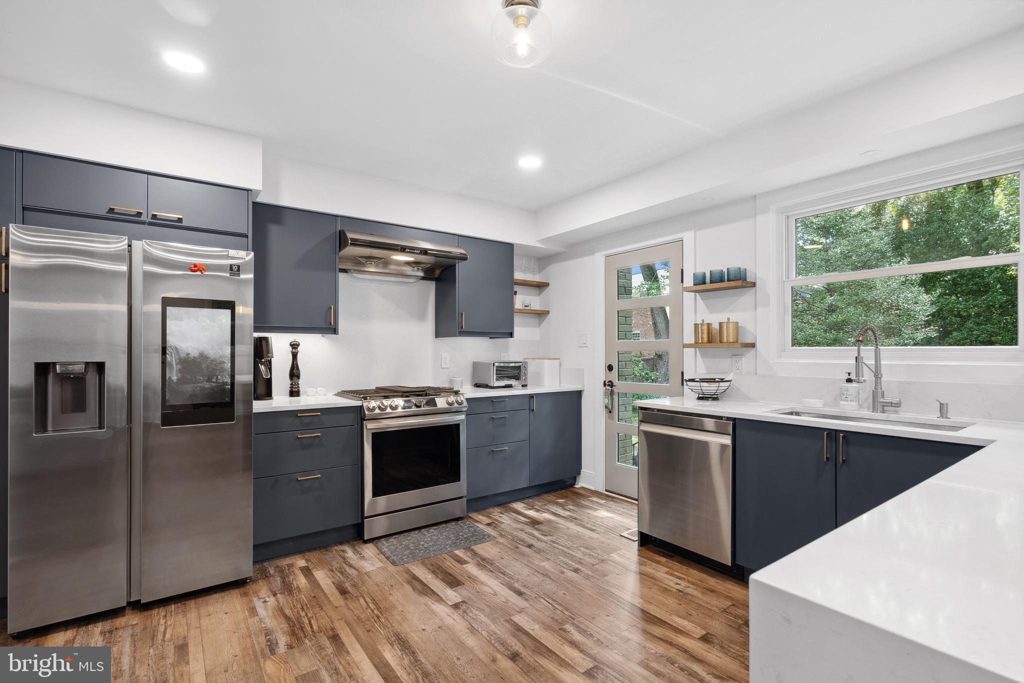 Real estate listing preview #7