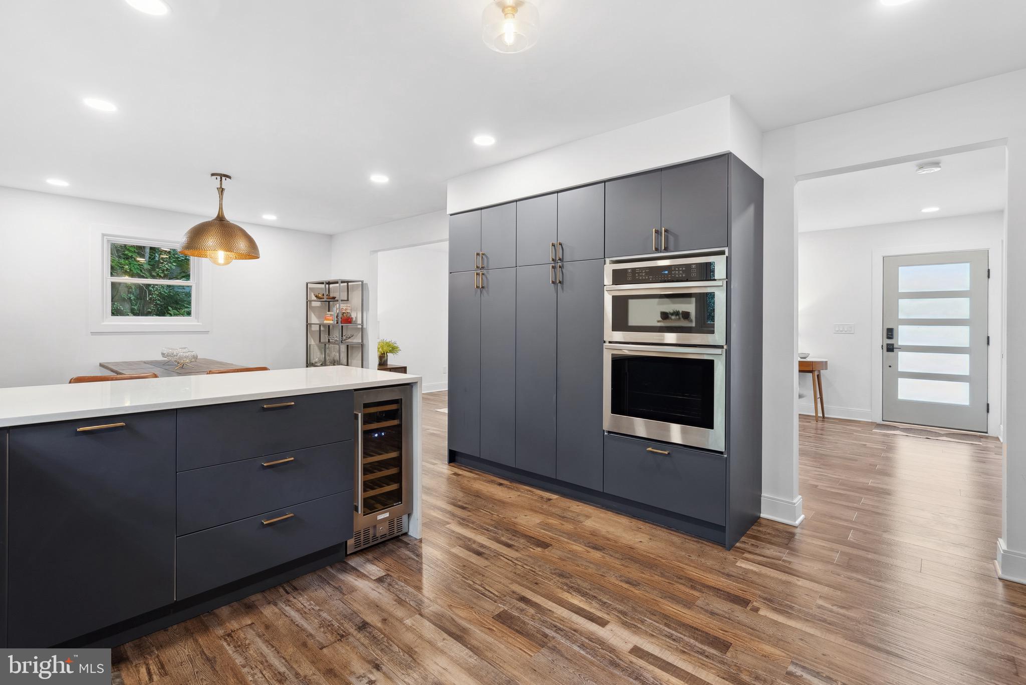 Real estate listing preview #10