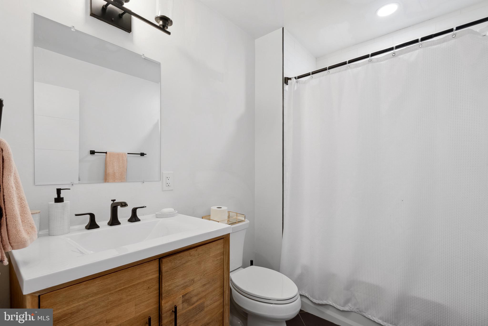 Real estate listing preview #32