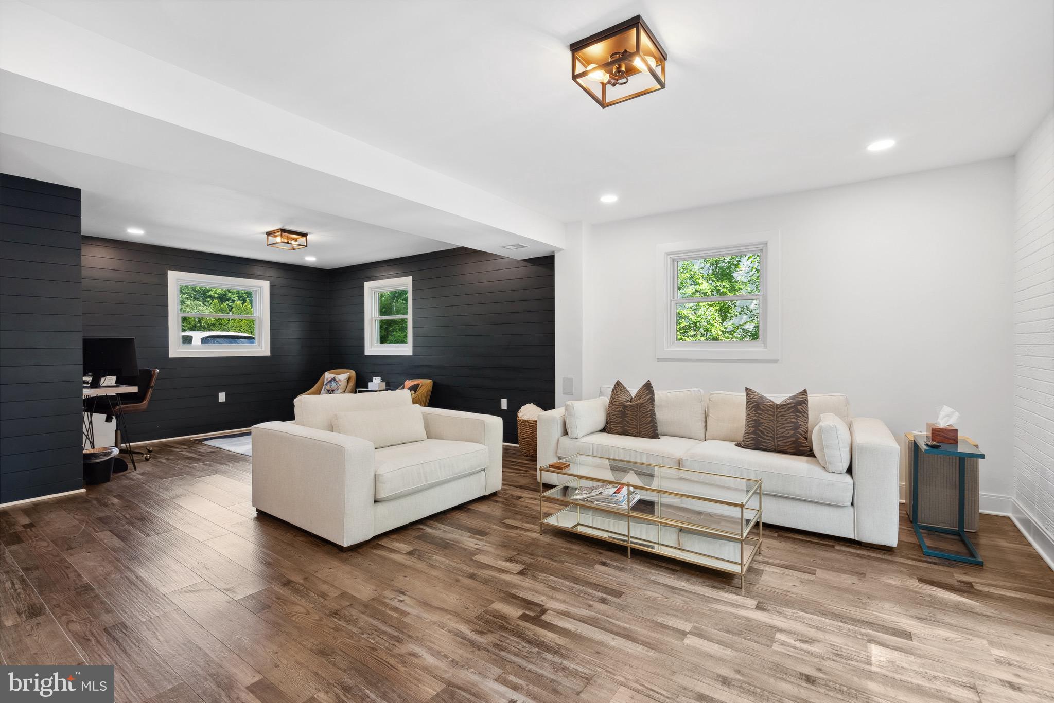 Real estate listing preview #15