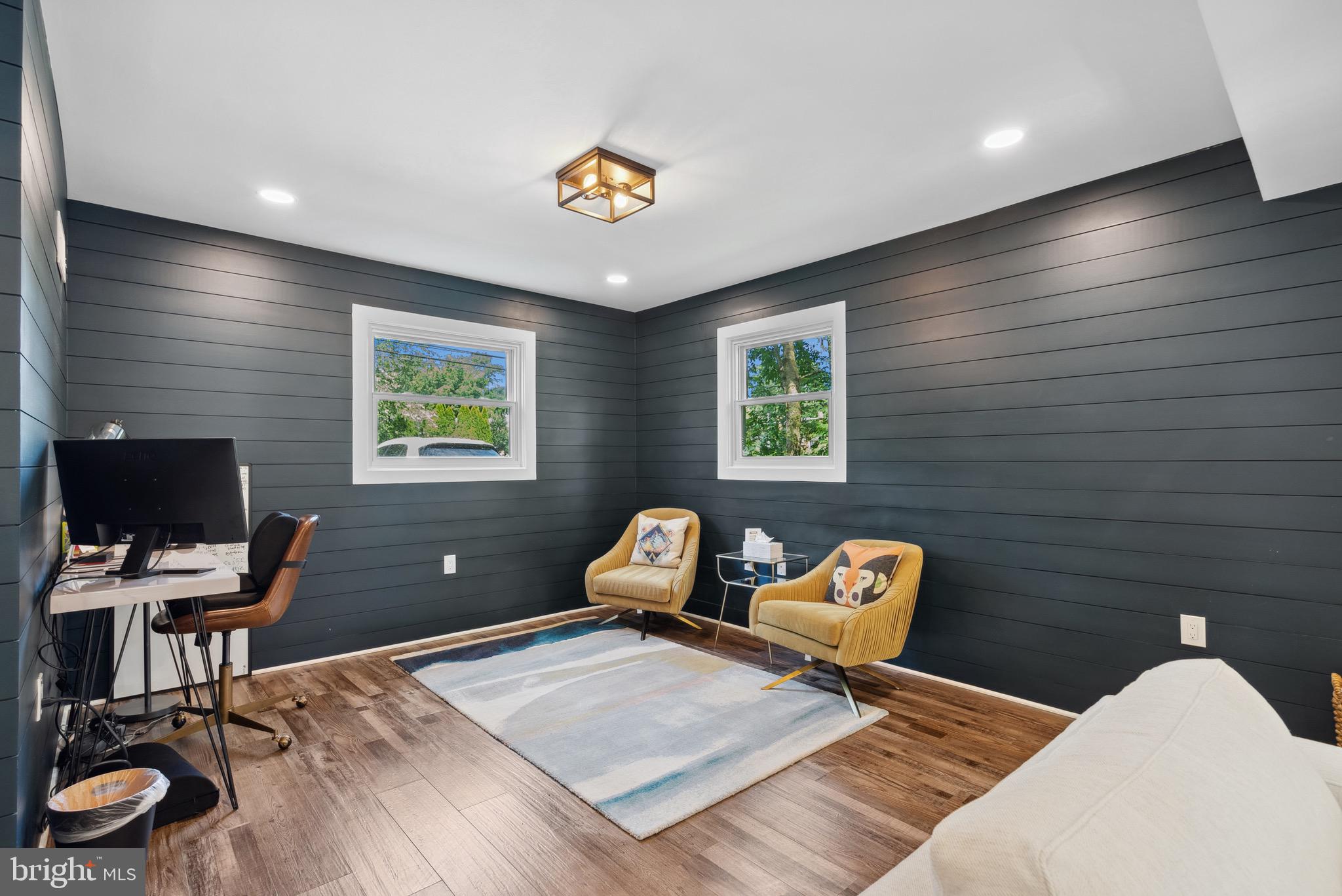 Real estate listing preview #16