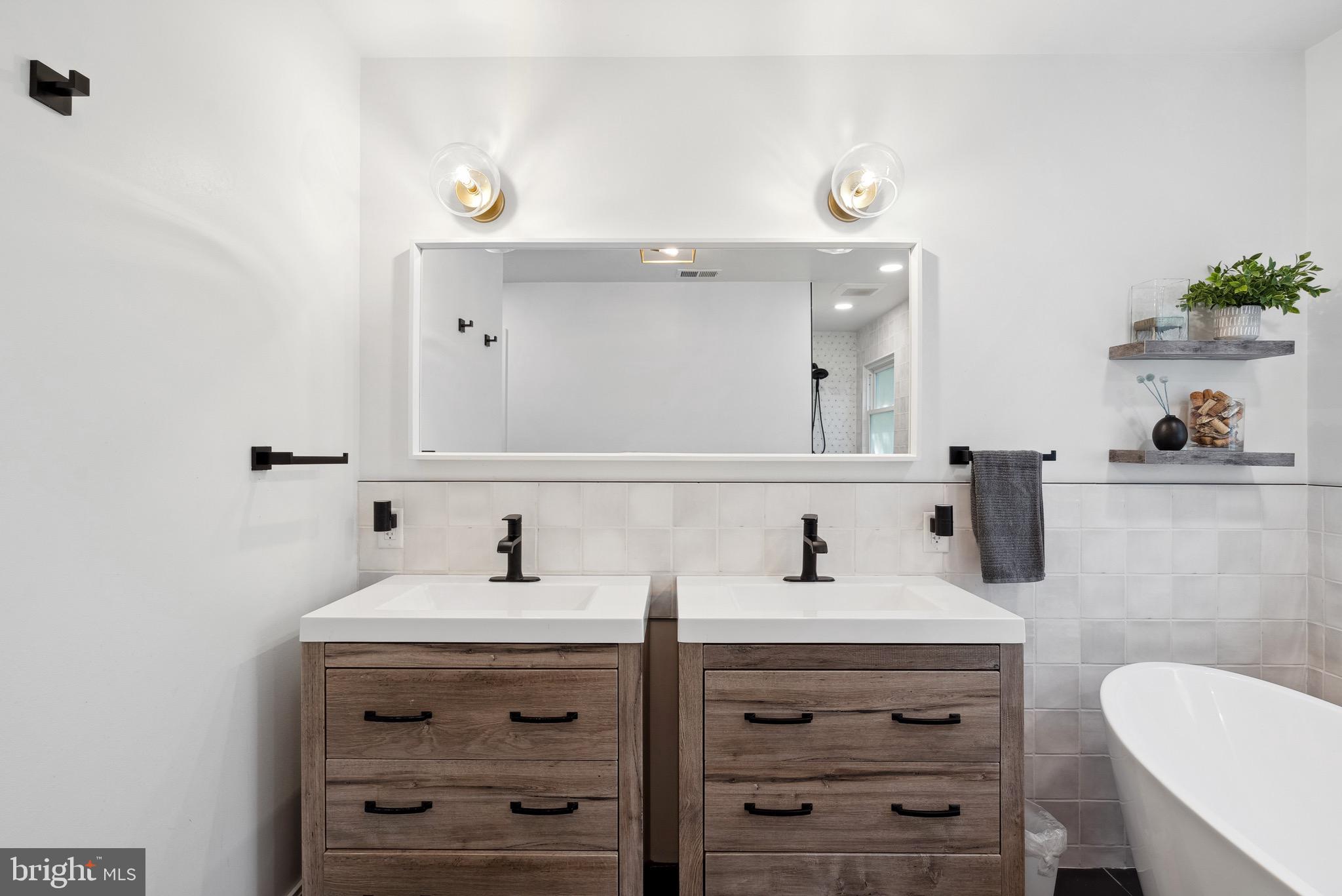 Real estate listing preview #25