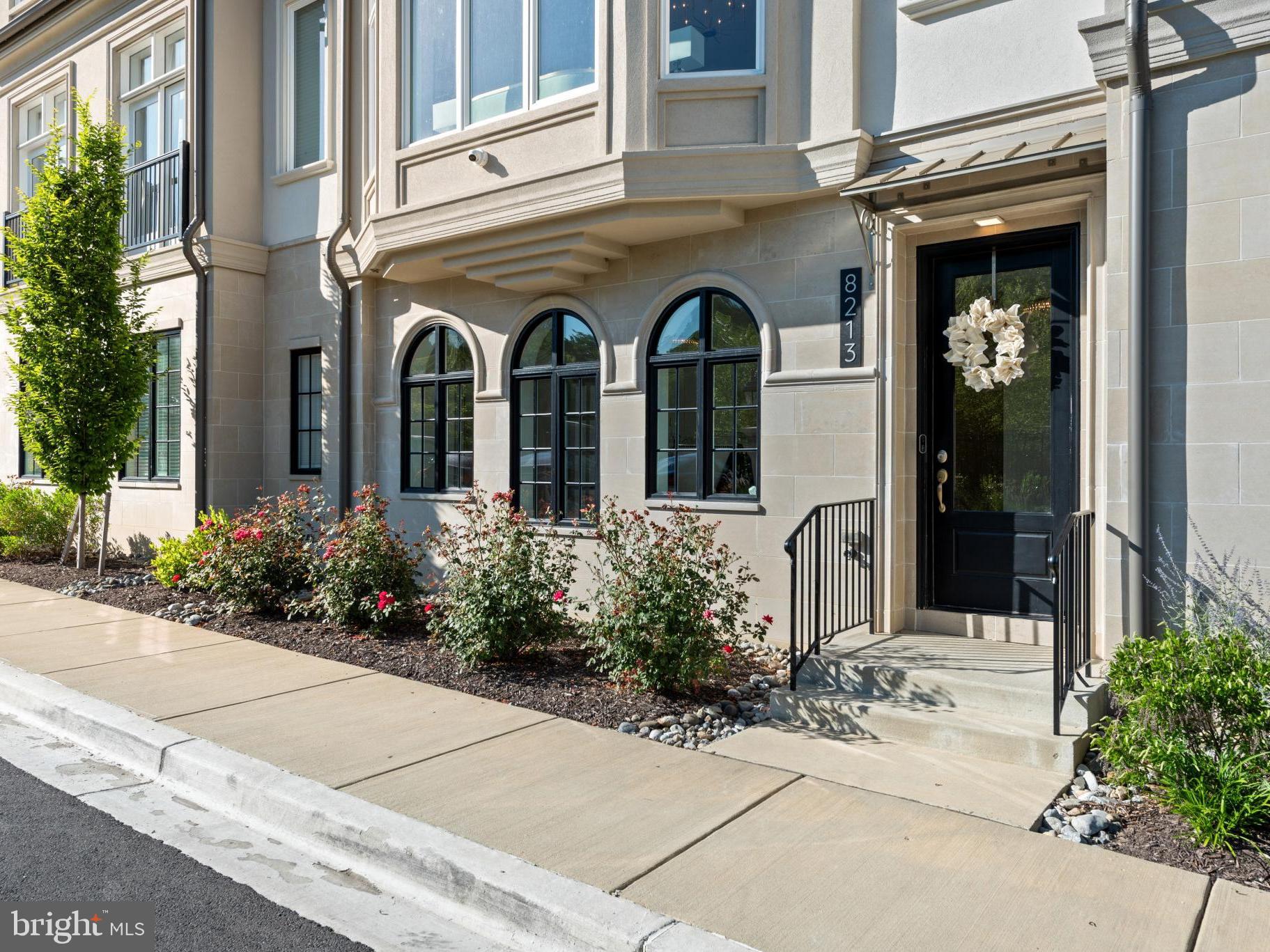 Real estate listing preview #3