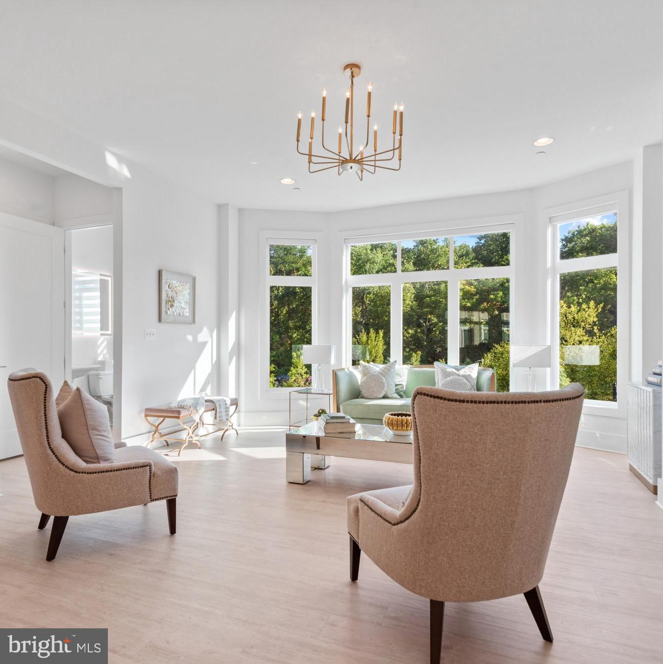 Real estate listing preview #9