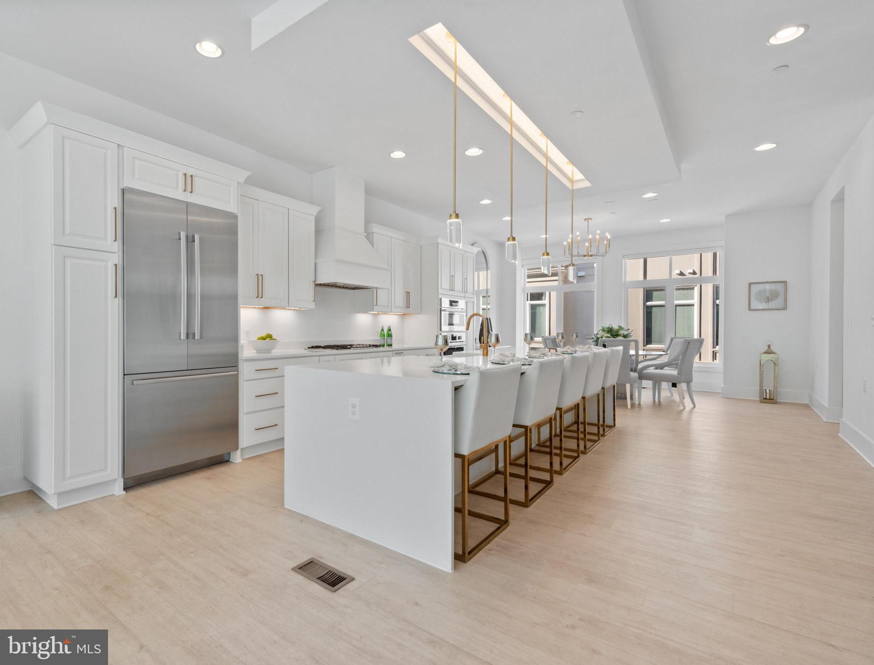 Real estate listing preview #10