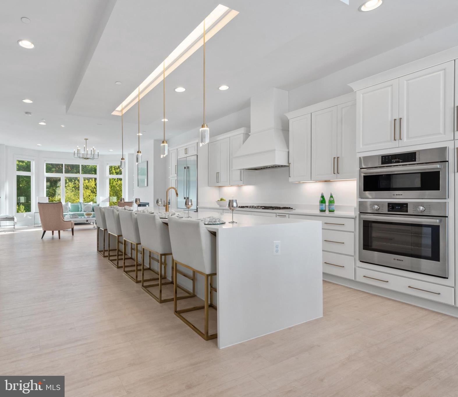 Real estate listing preview #11