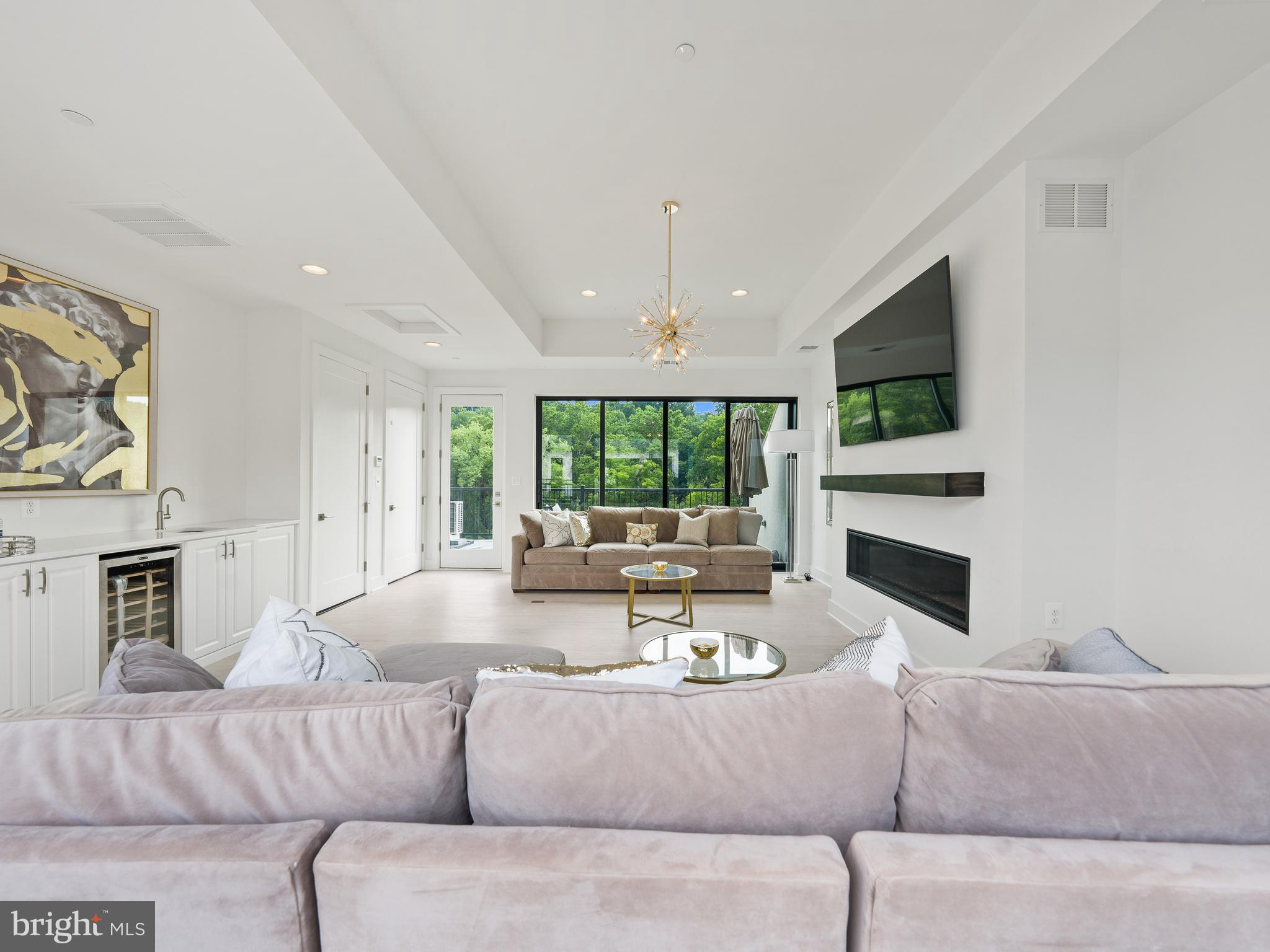 Real estate listing preview #23