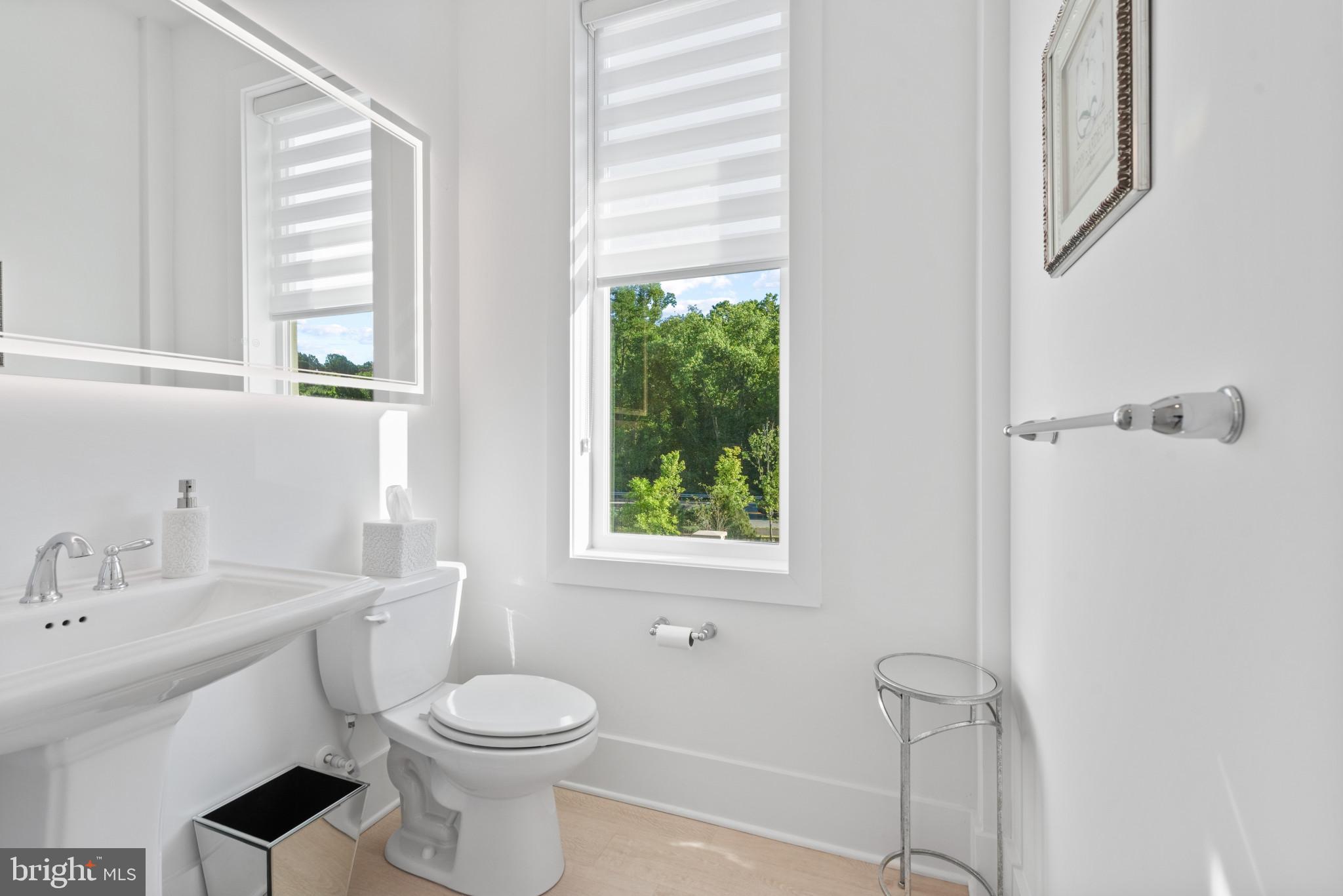 Real estate listing preview #14