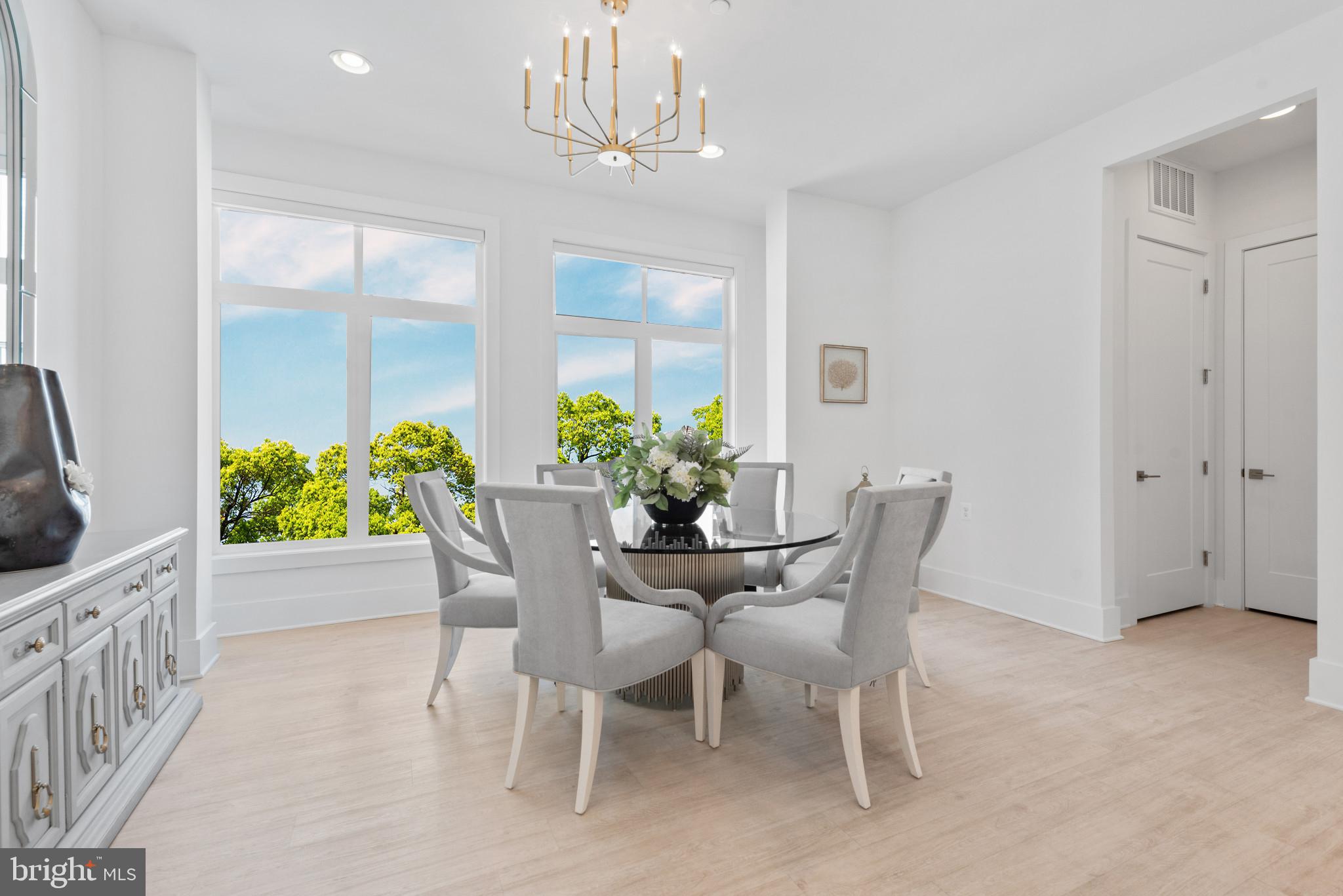 Real estate listing preview #13