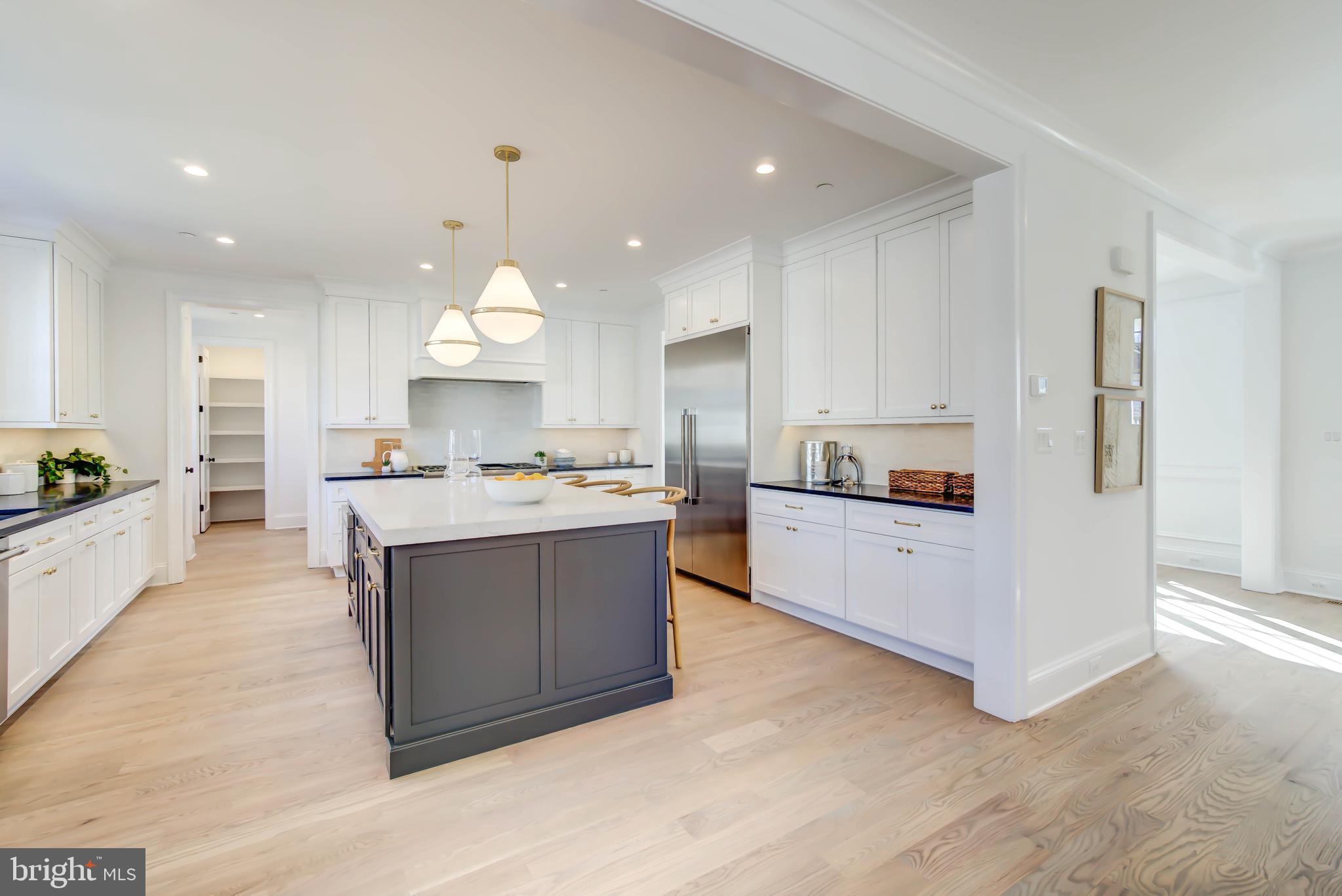 Real estate listing preview #17