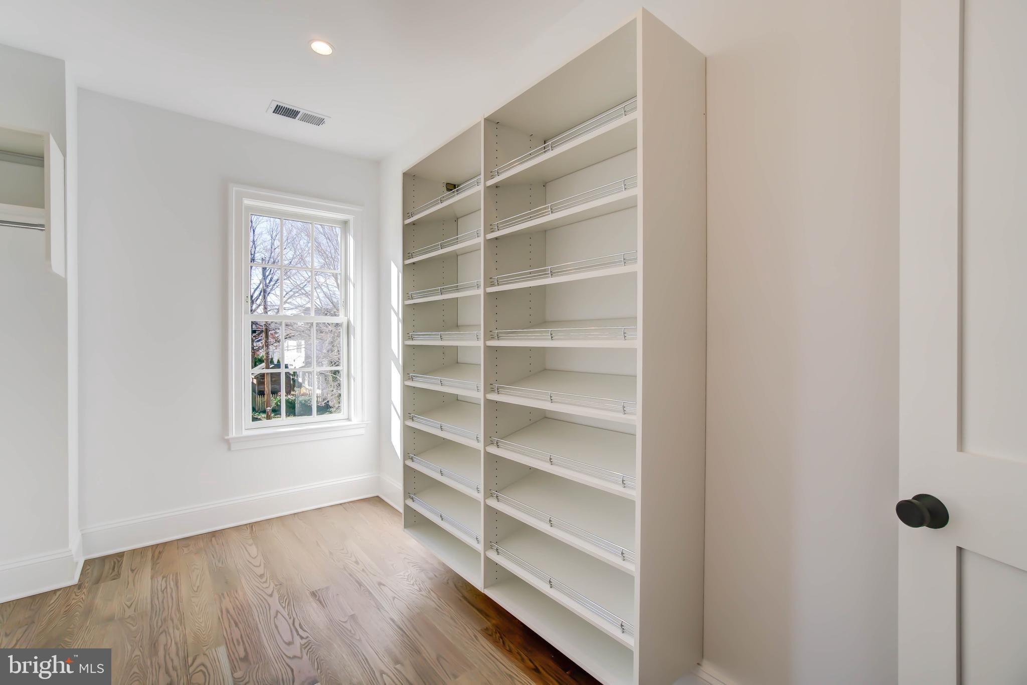 Real estate listing preview #61