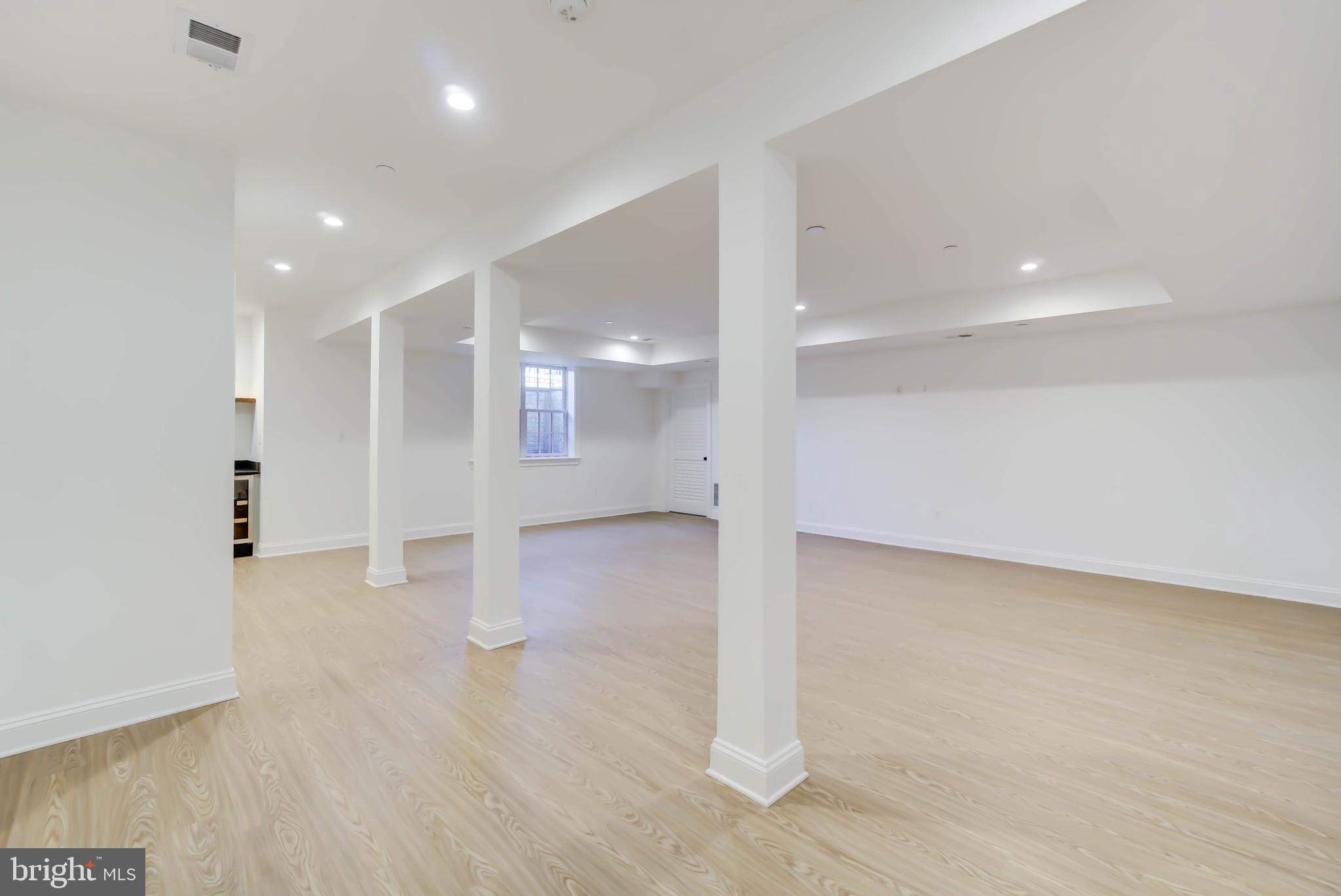 Real estate listing preview #75