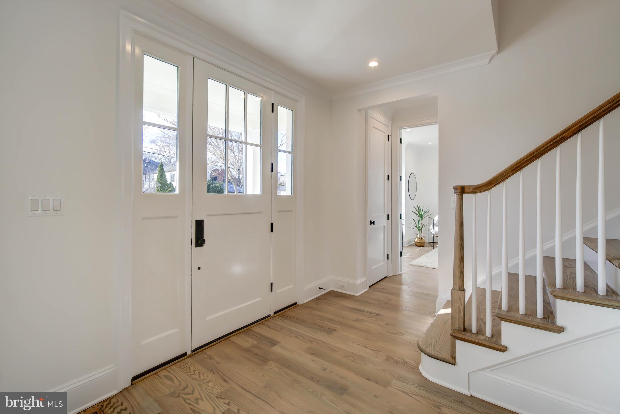 Real estate listing preview #4