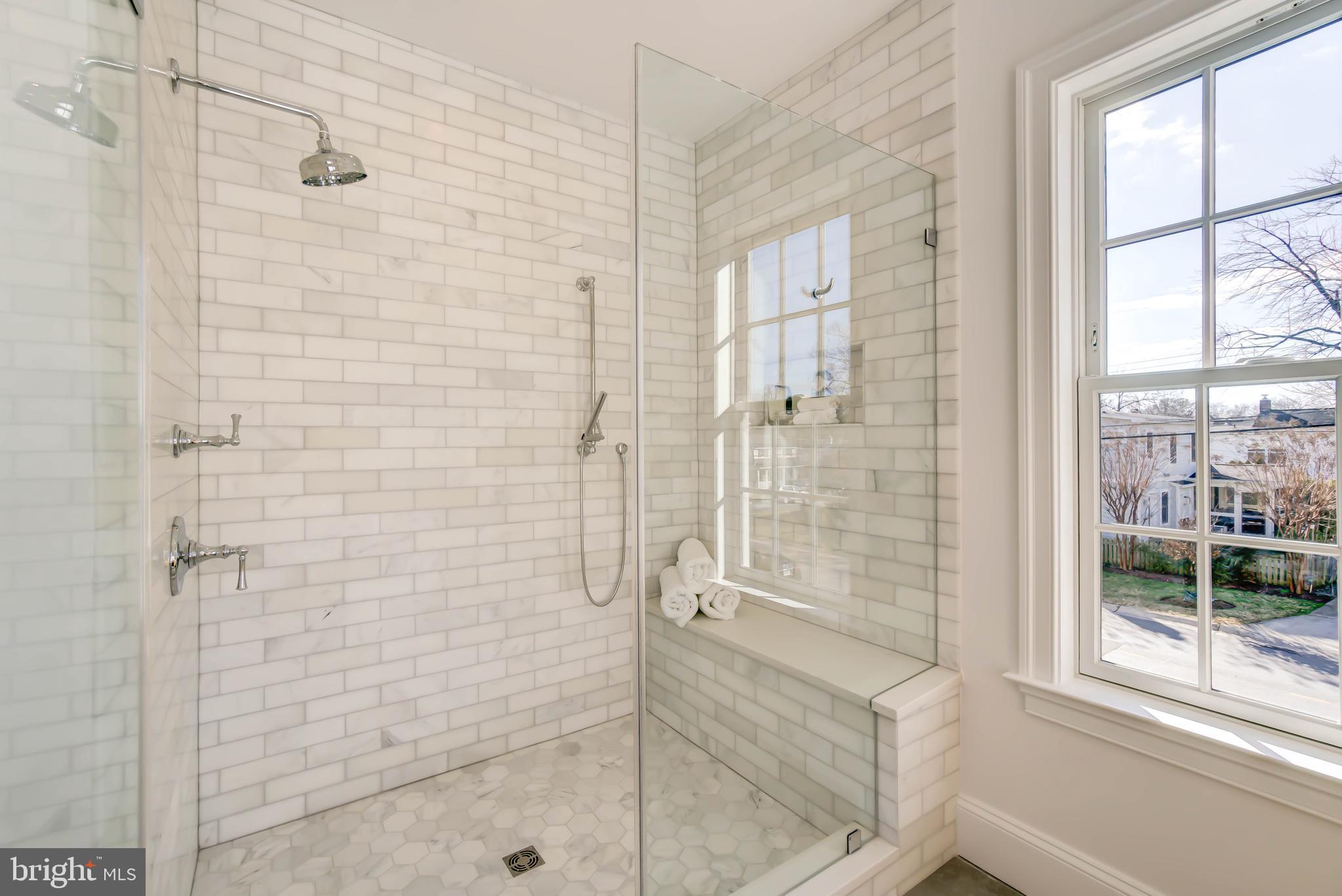 Real estate listing preview #56