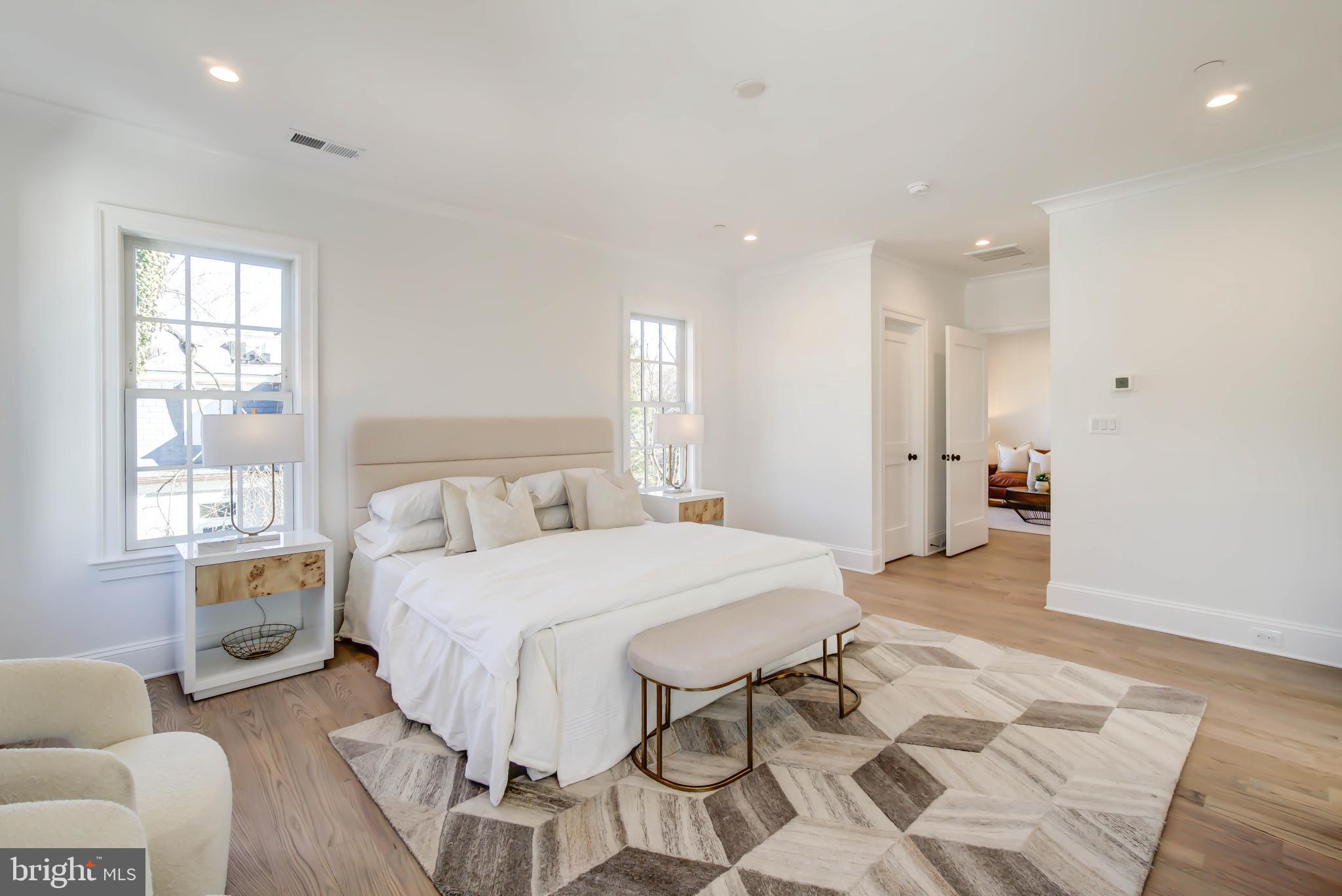 Real estate listing preview #49