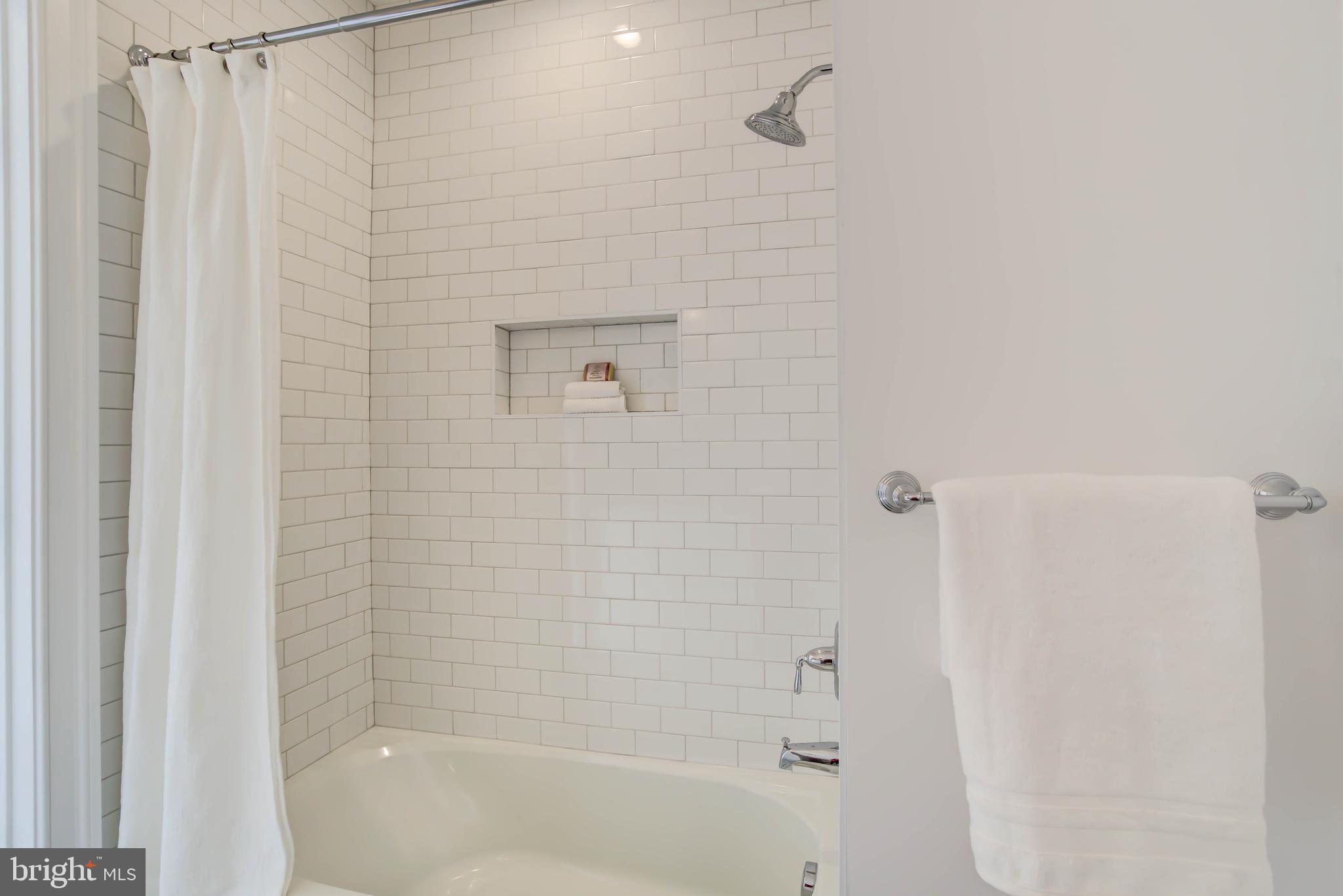 Real estate listing preview #69