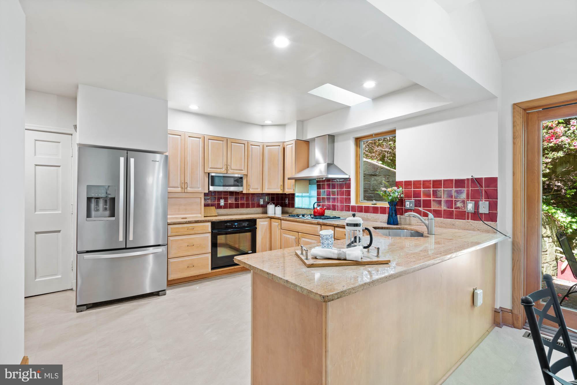 Real estate listing preview #25