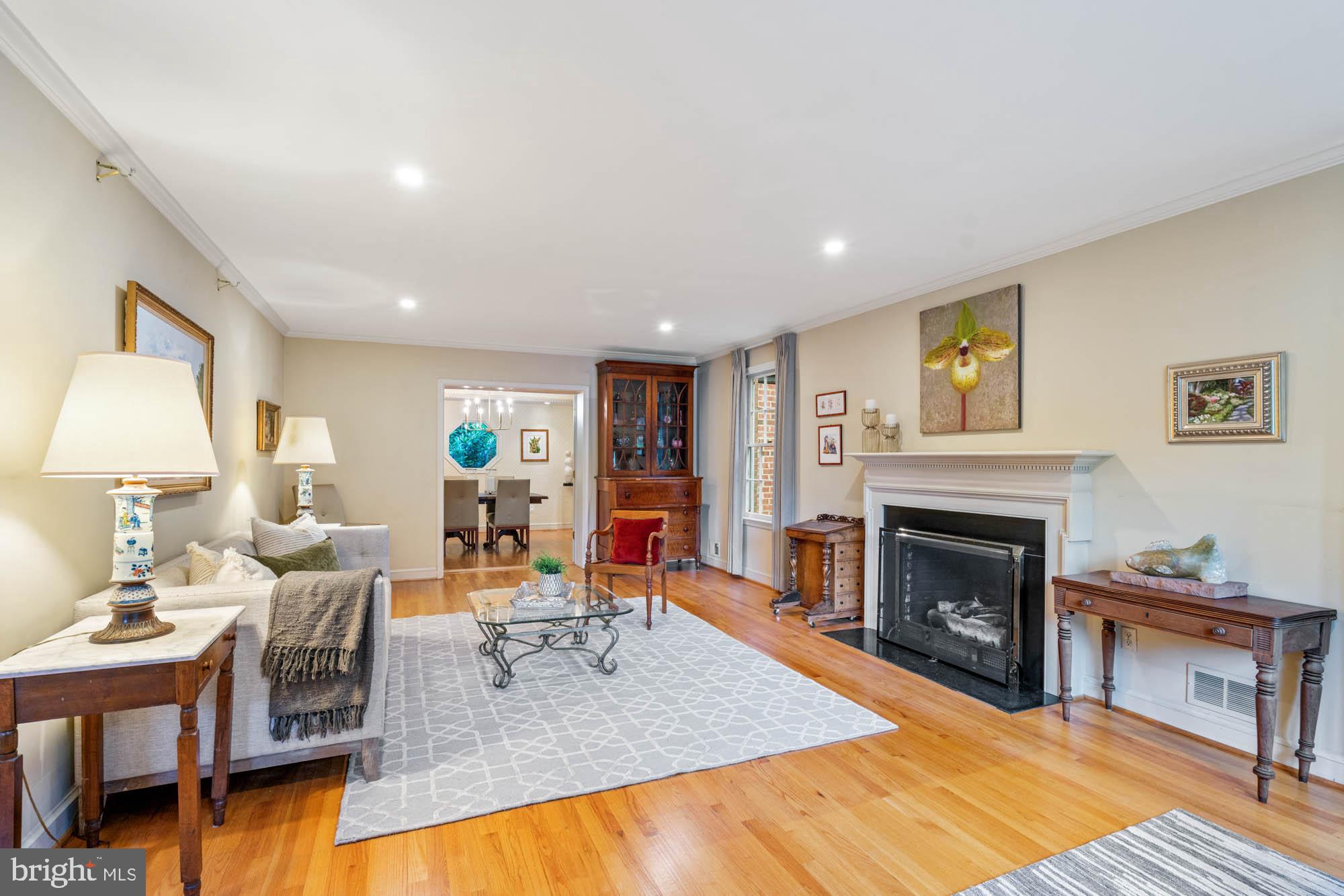 Real estate listing preview #10