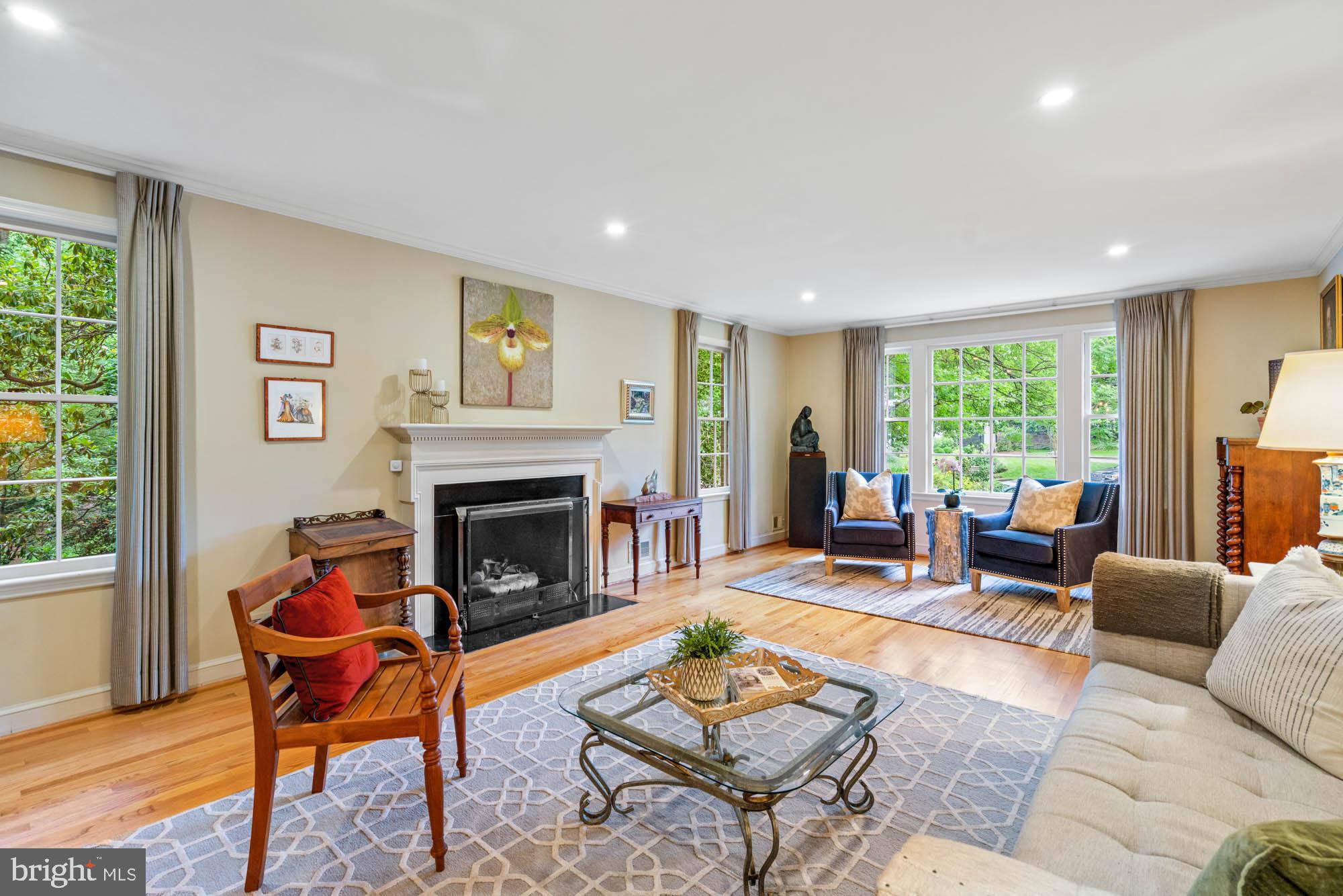 Real estate listing preview #13