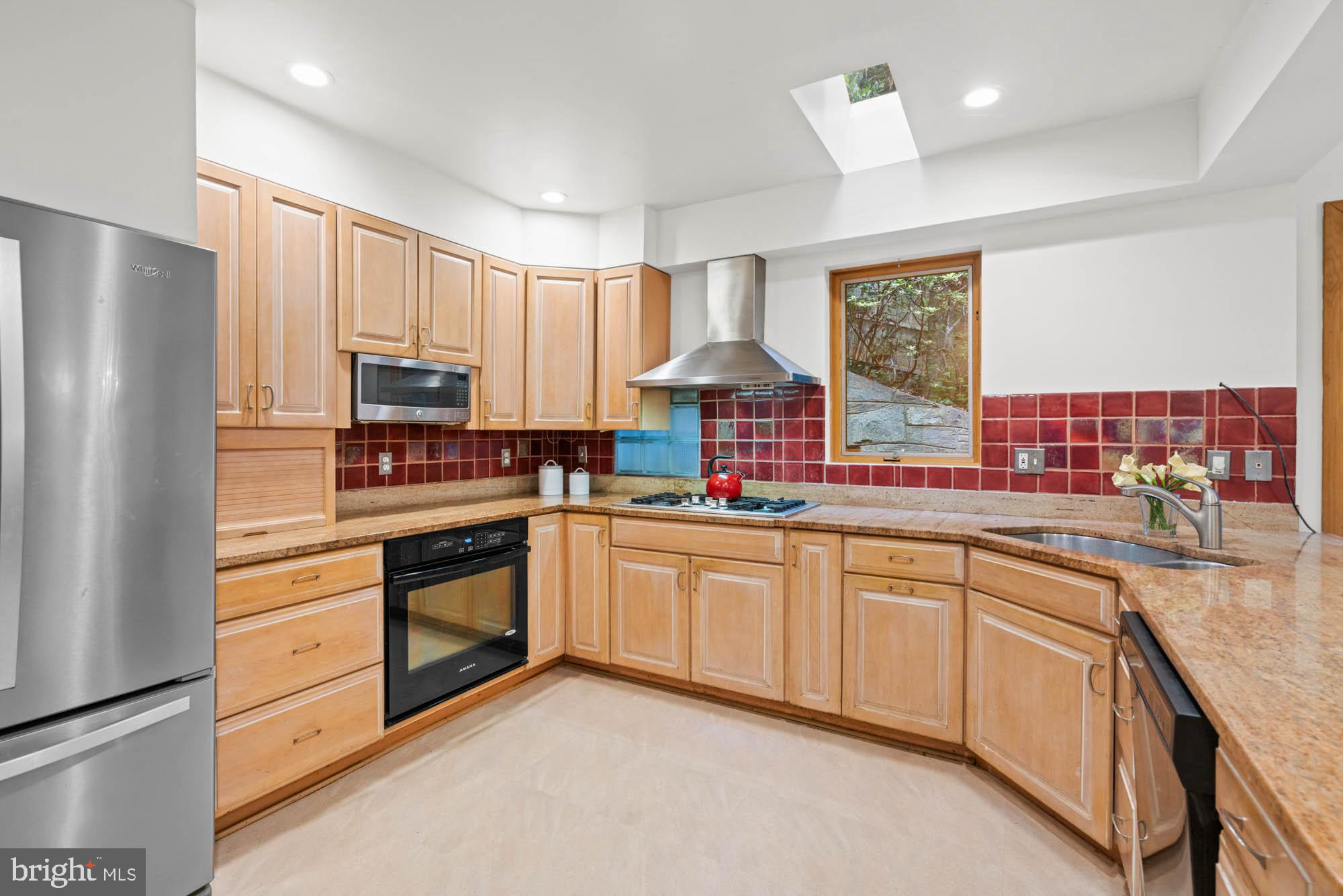 Real estate listing preview #27