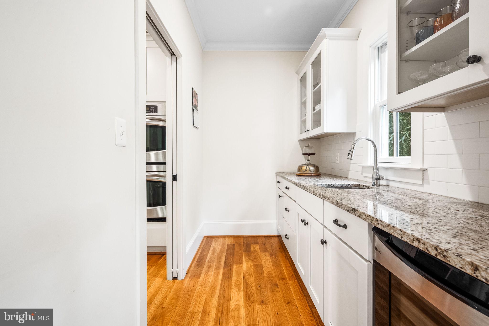 Real estate listing preview #15