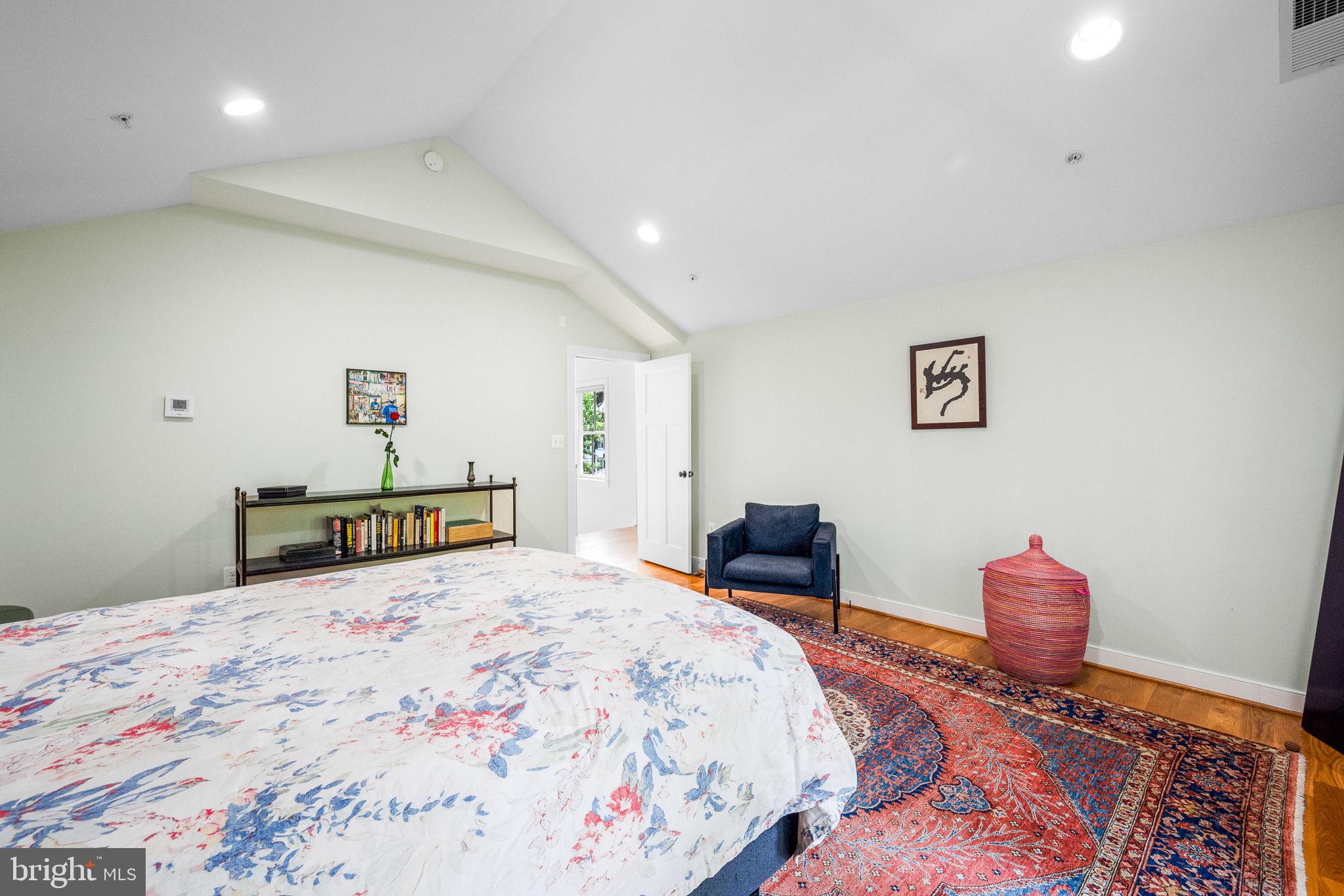 Real estate listing preview #26