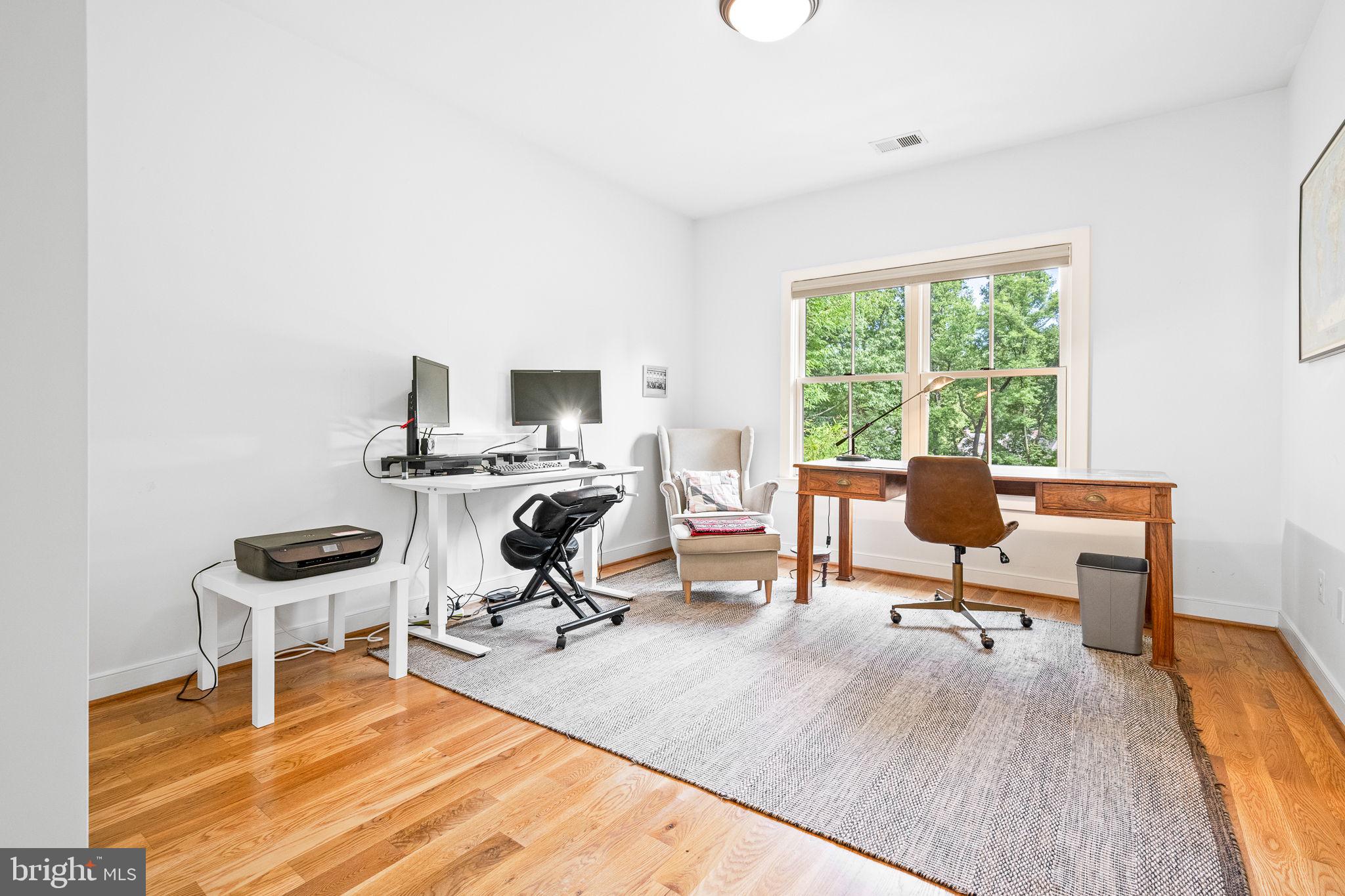 Real estate listing preview #31