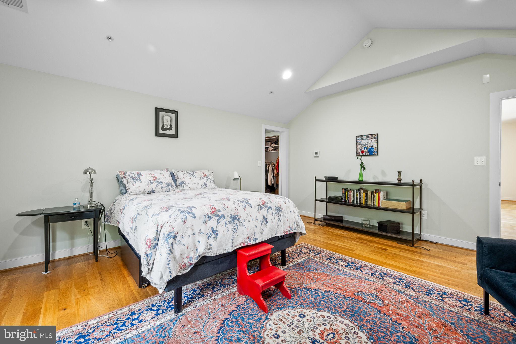 Real estate listing preview #25