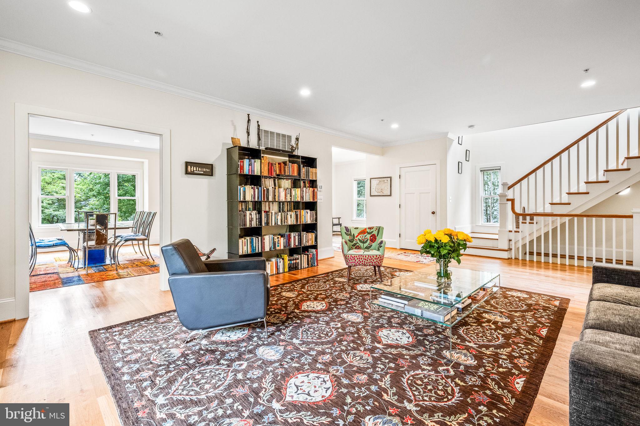 Real estate listing preview #4