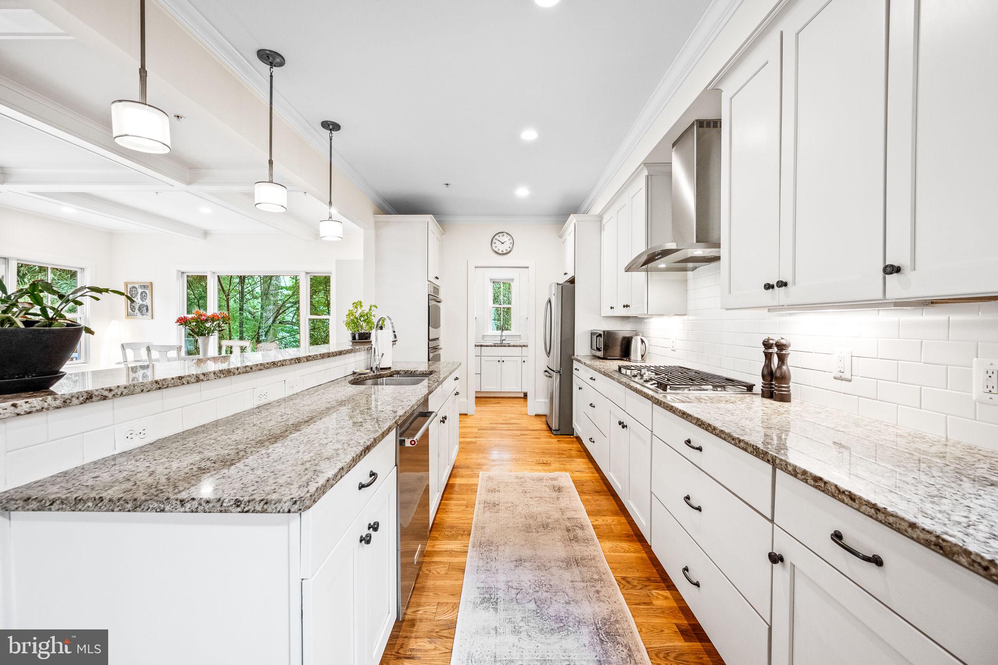 Real estate listing preview #17