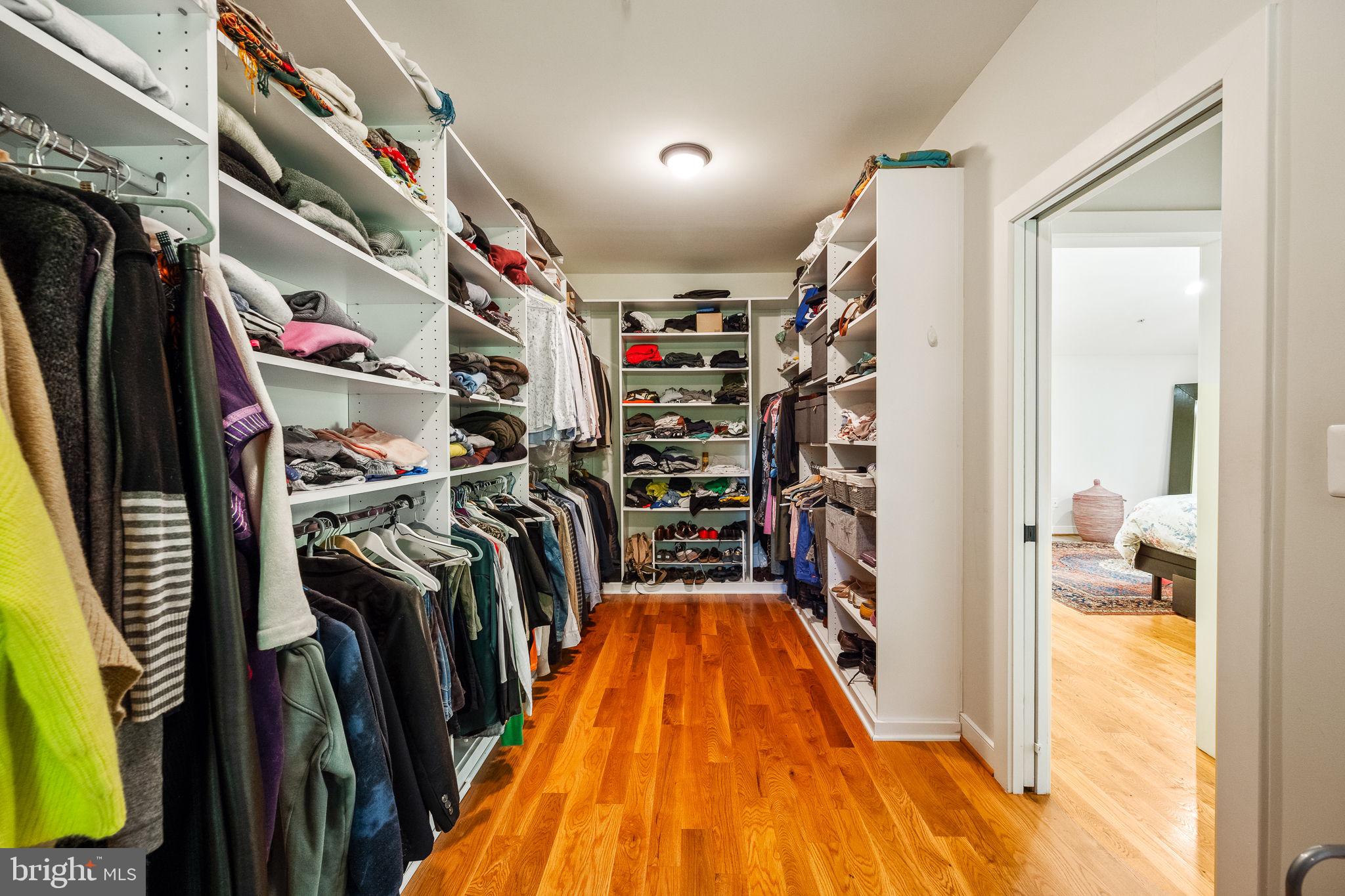 Real estate listing preview #29