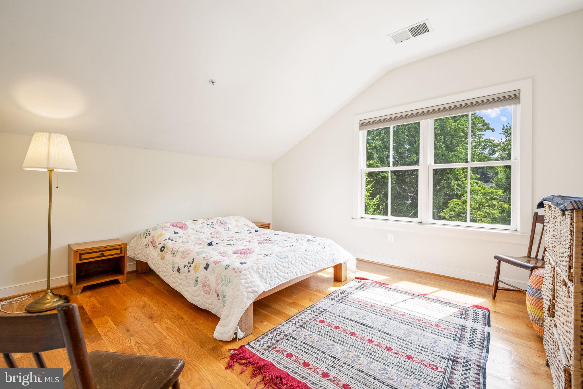 Real estate listing preview #35