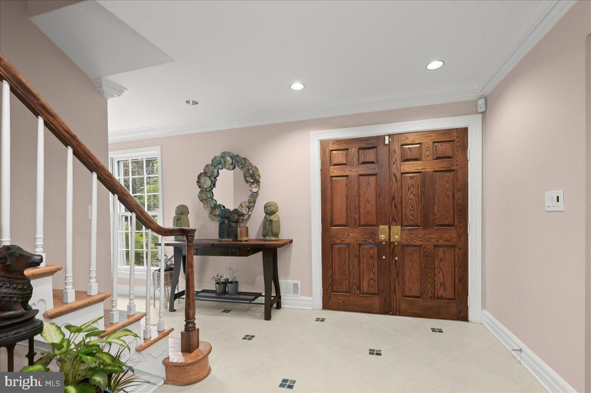 Real estate listing preview #3