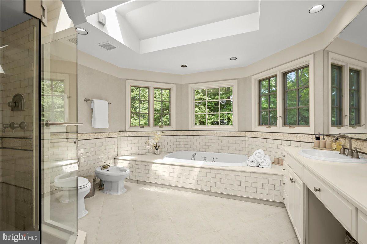 Real estate listing preview #28