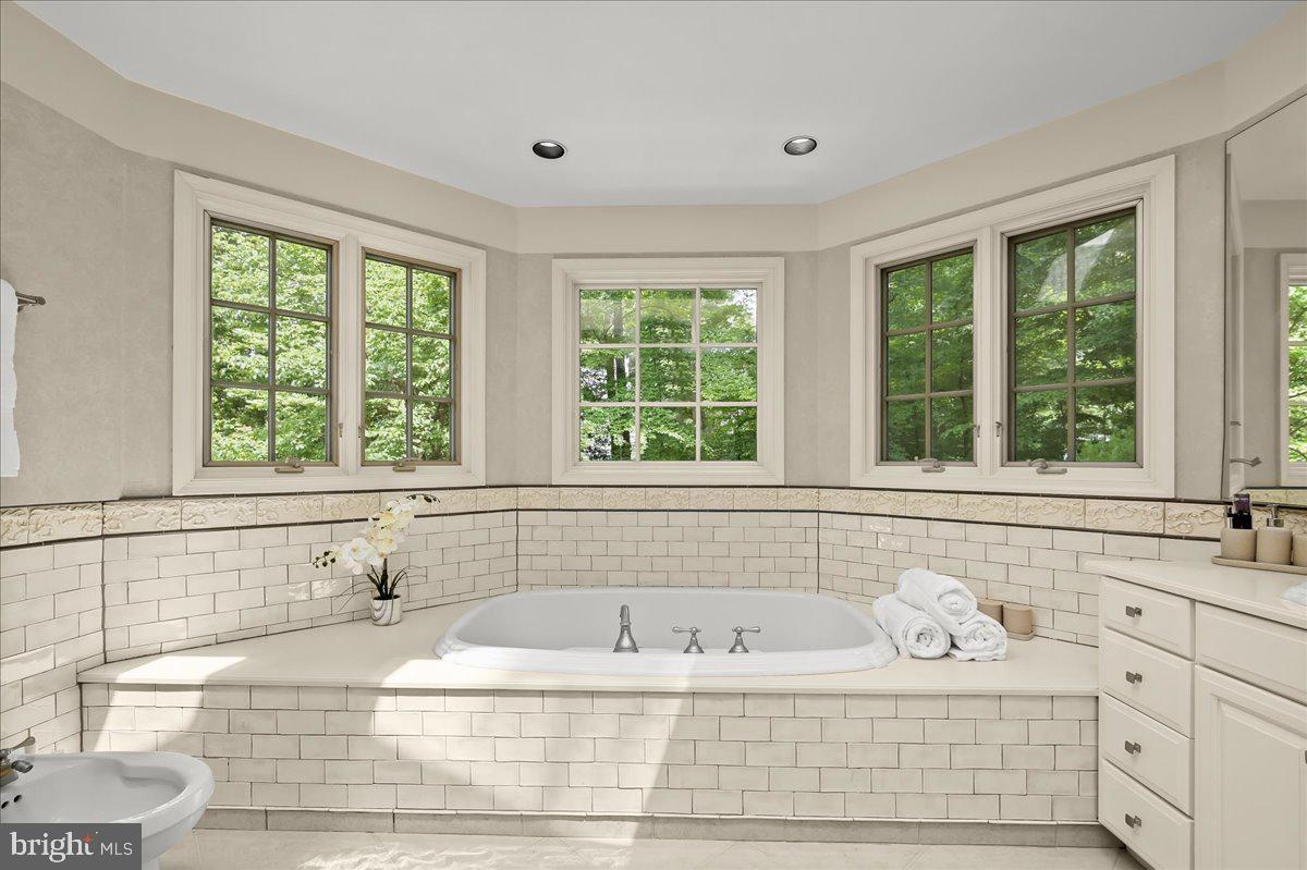 Real estate listing preview #29