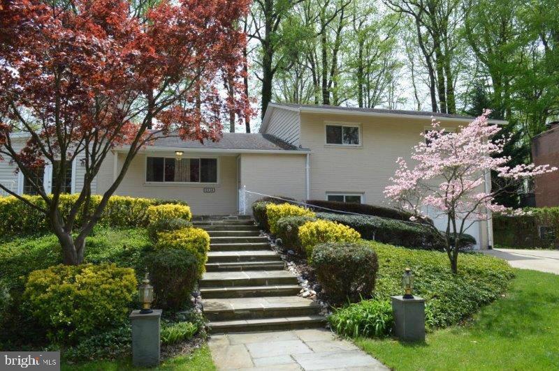 Real estate listing preview #5