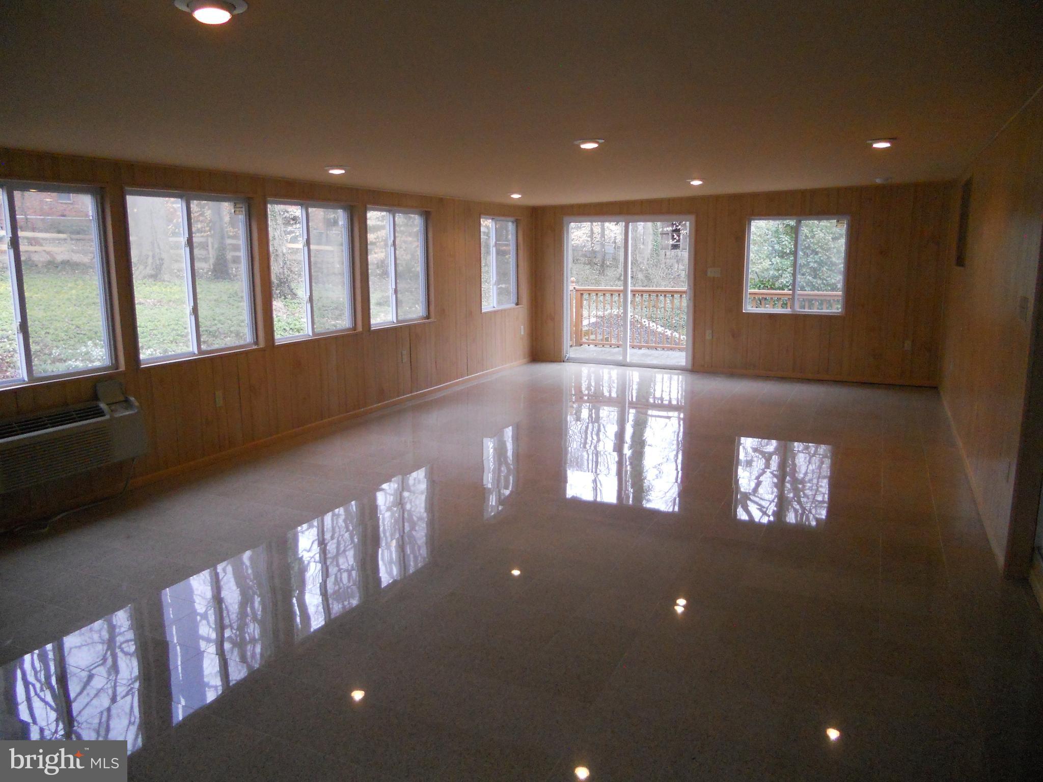 Real estate listing preview #25