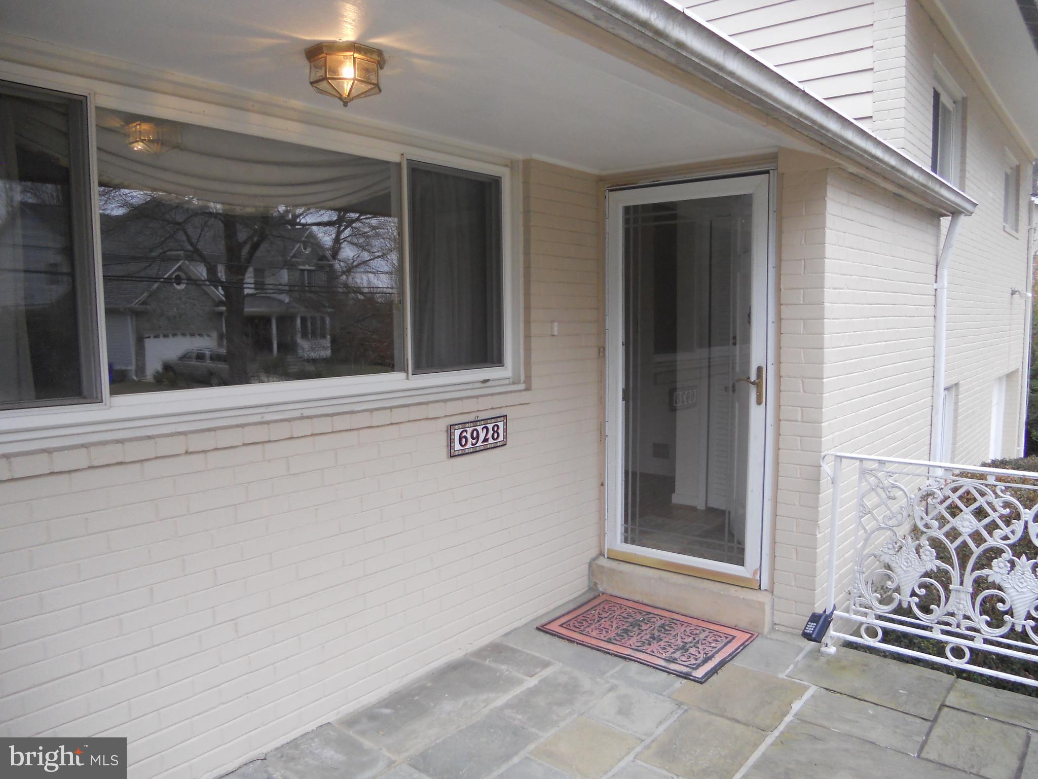 Real estate listing preview #3