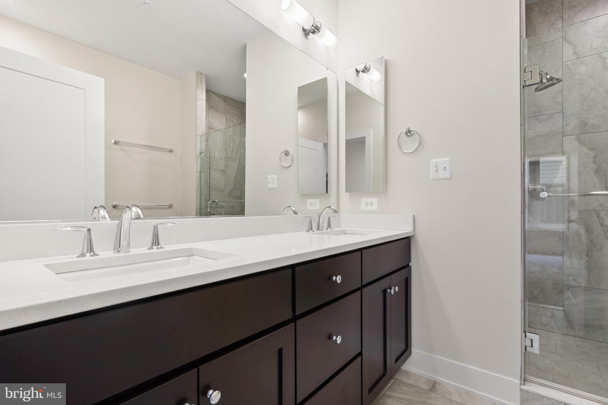 Real estate listing preview #25