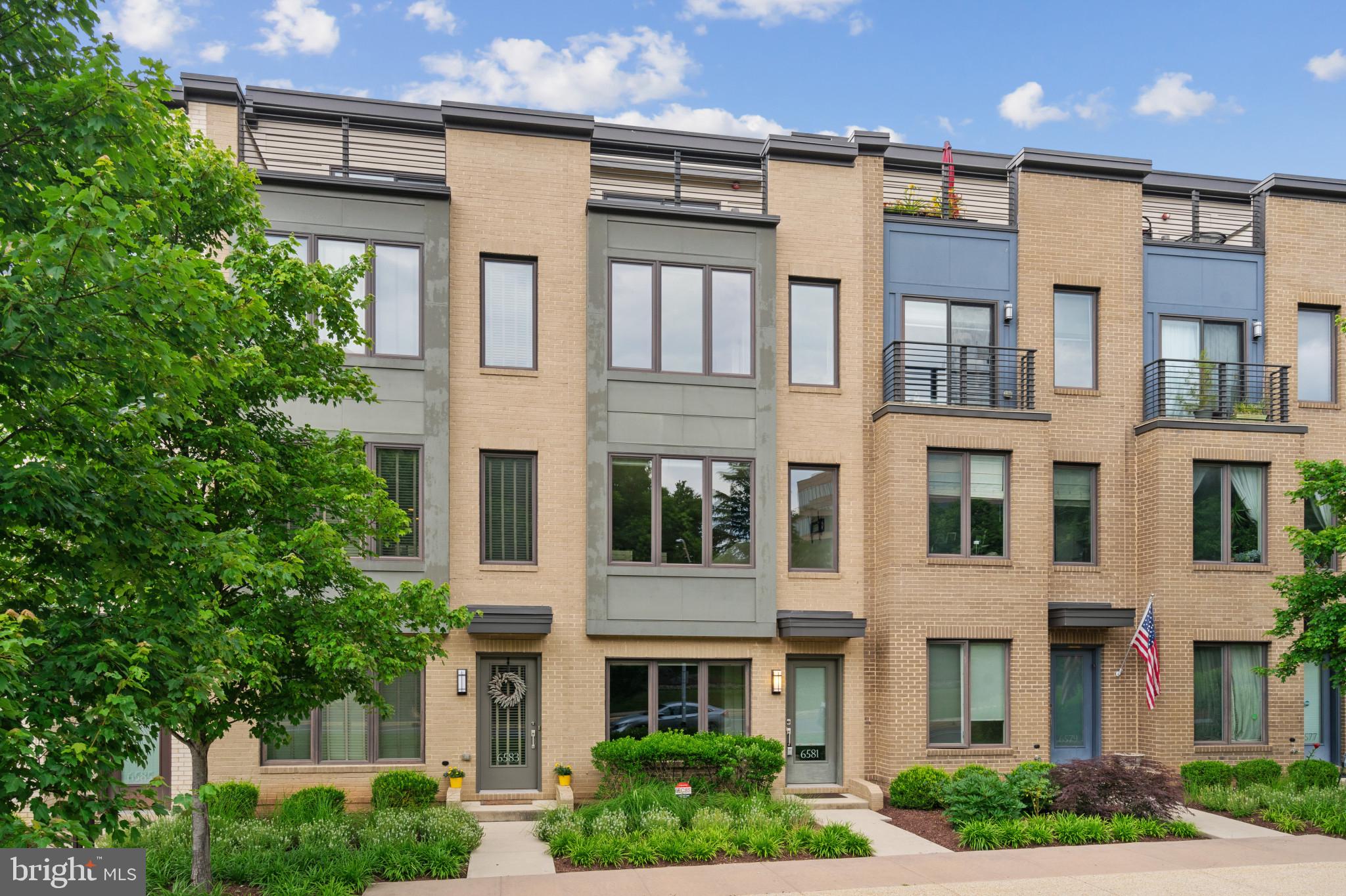 Real estate listing preview #2