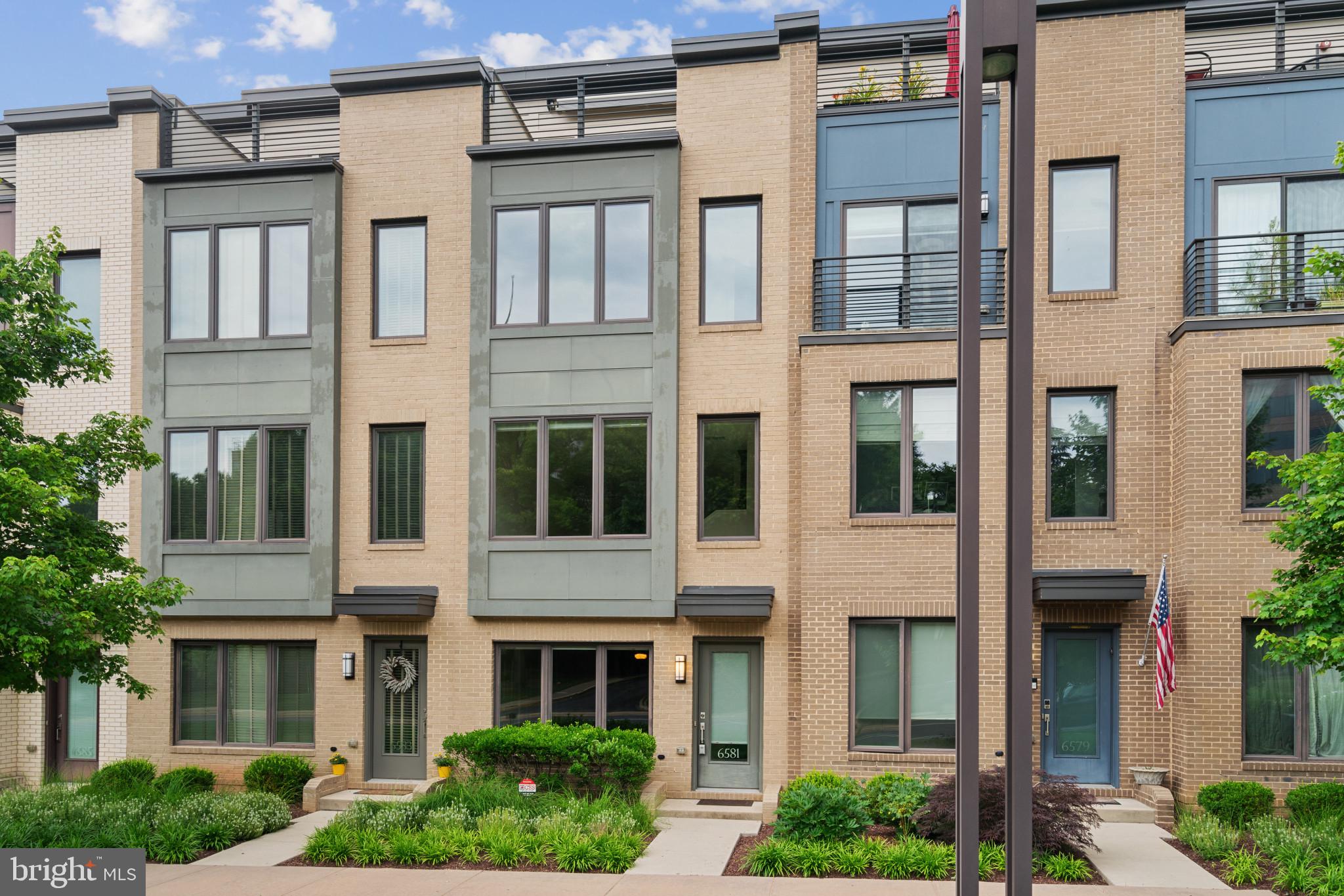 Real estate listing preview #3