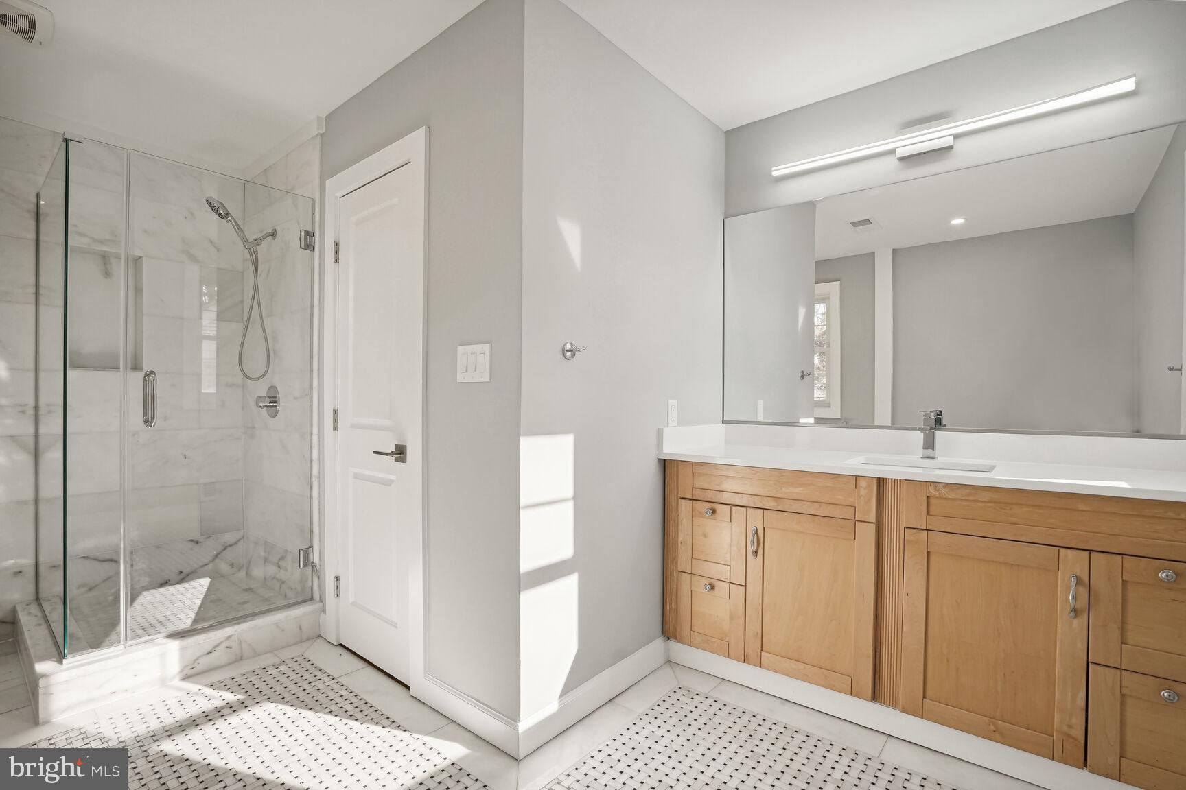 Real estate listing preview #38