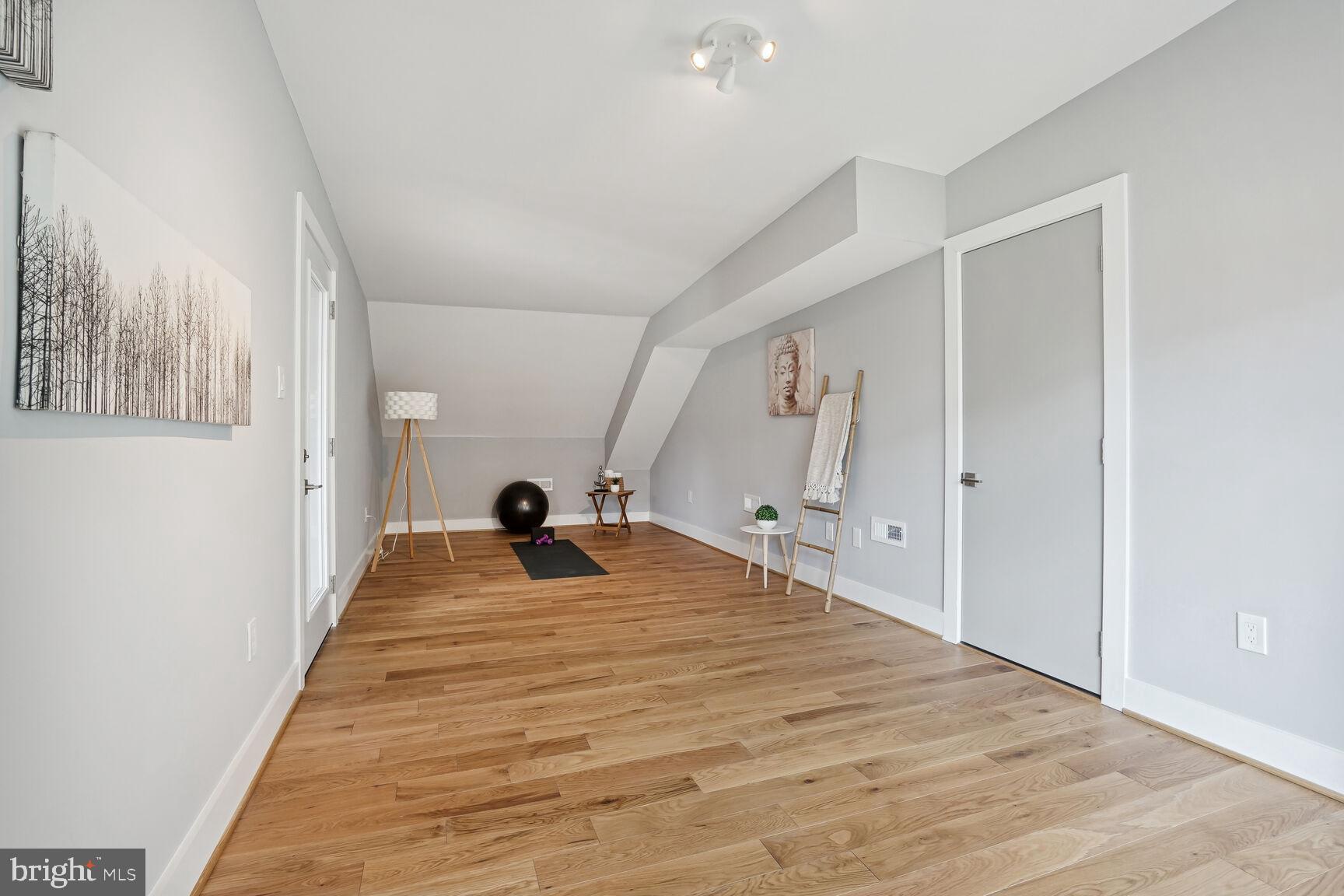 Real estate listing preview #45