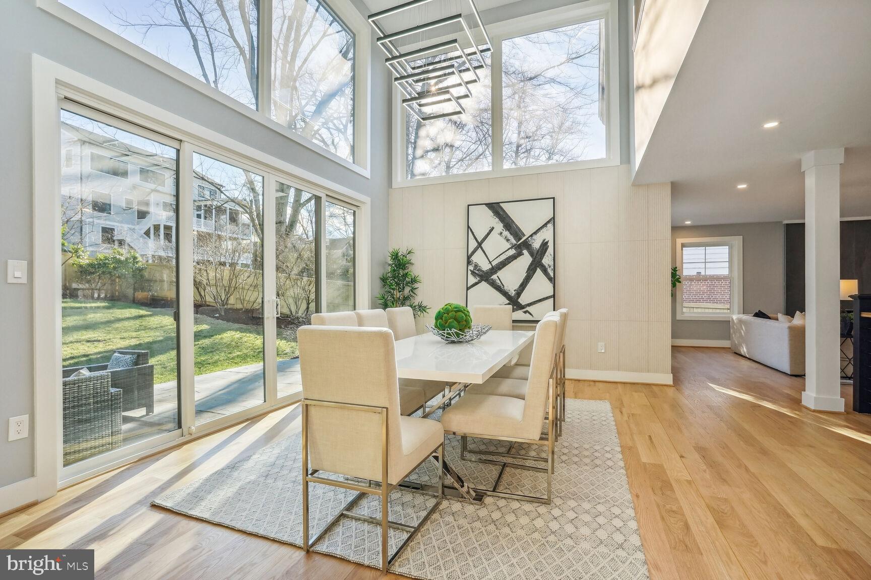 Real estate listing preview #14