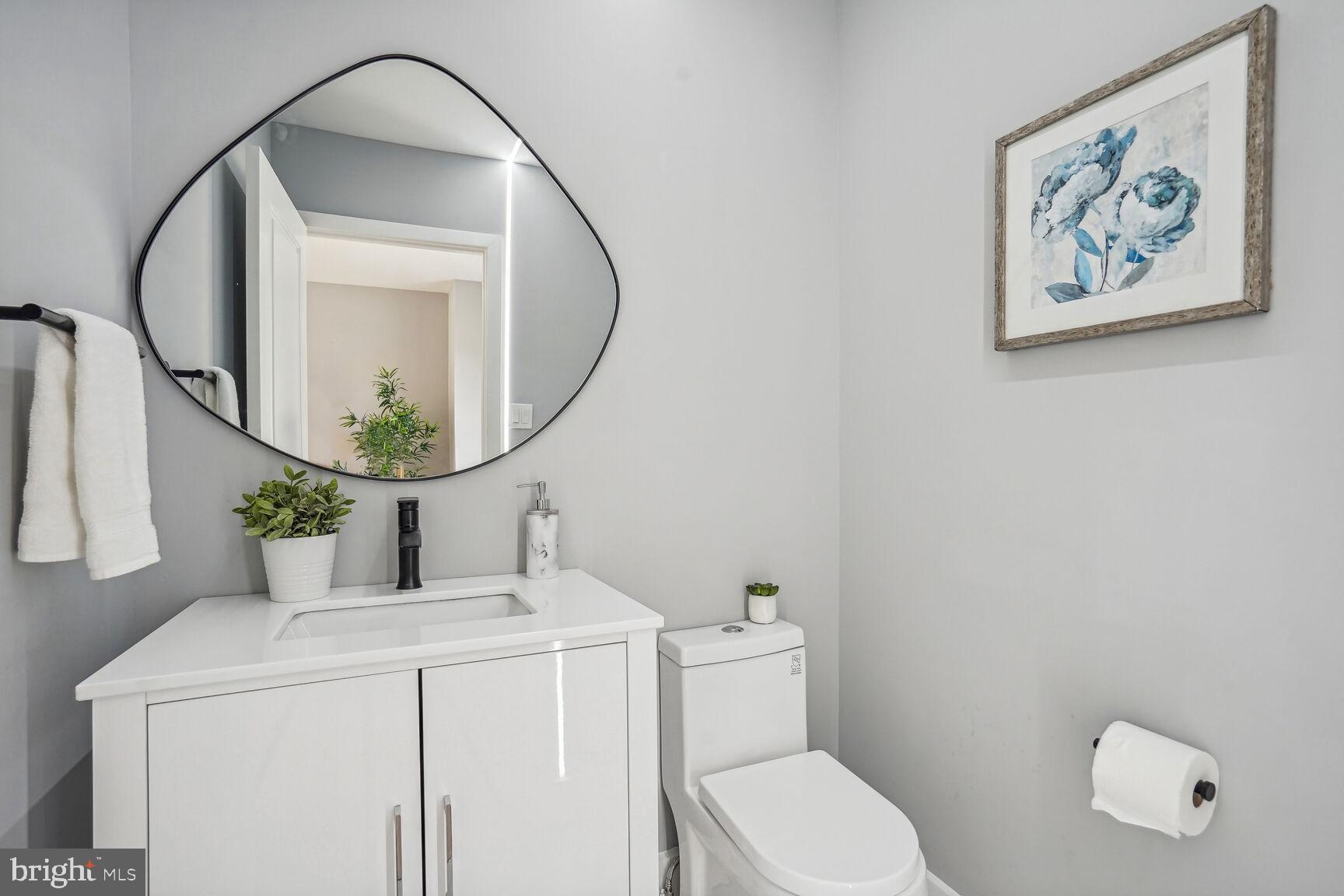 Real estate listing preview #16