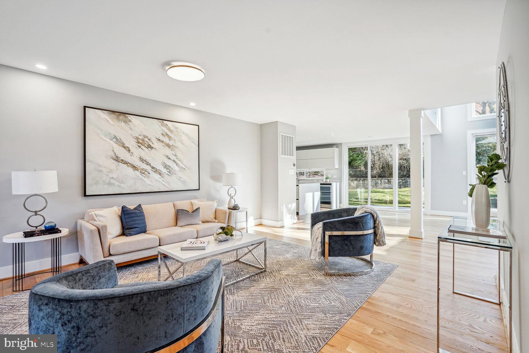 Real estate listing preview #23