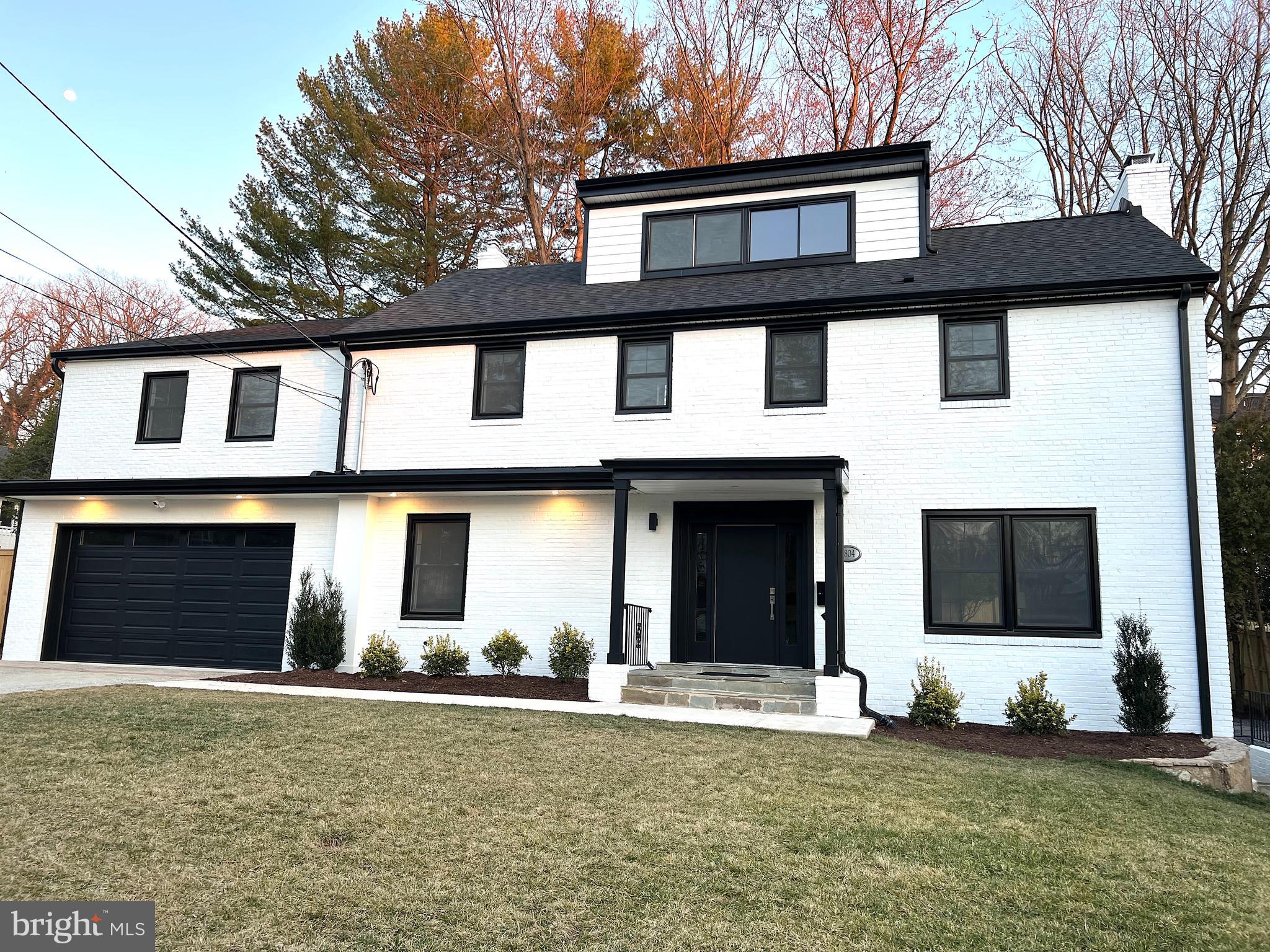 Real estate listing preview #2