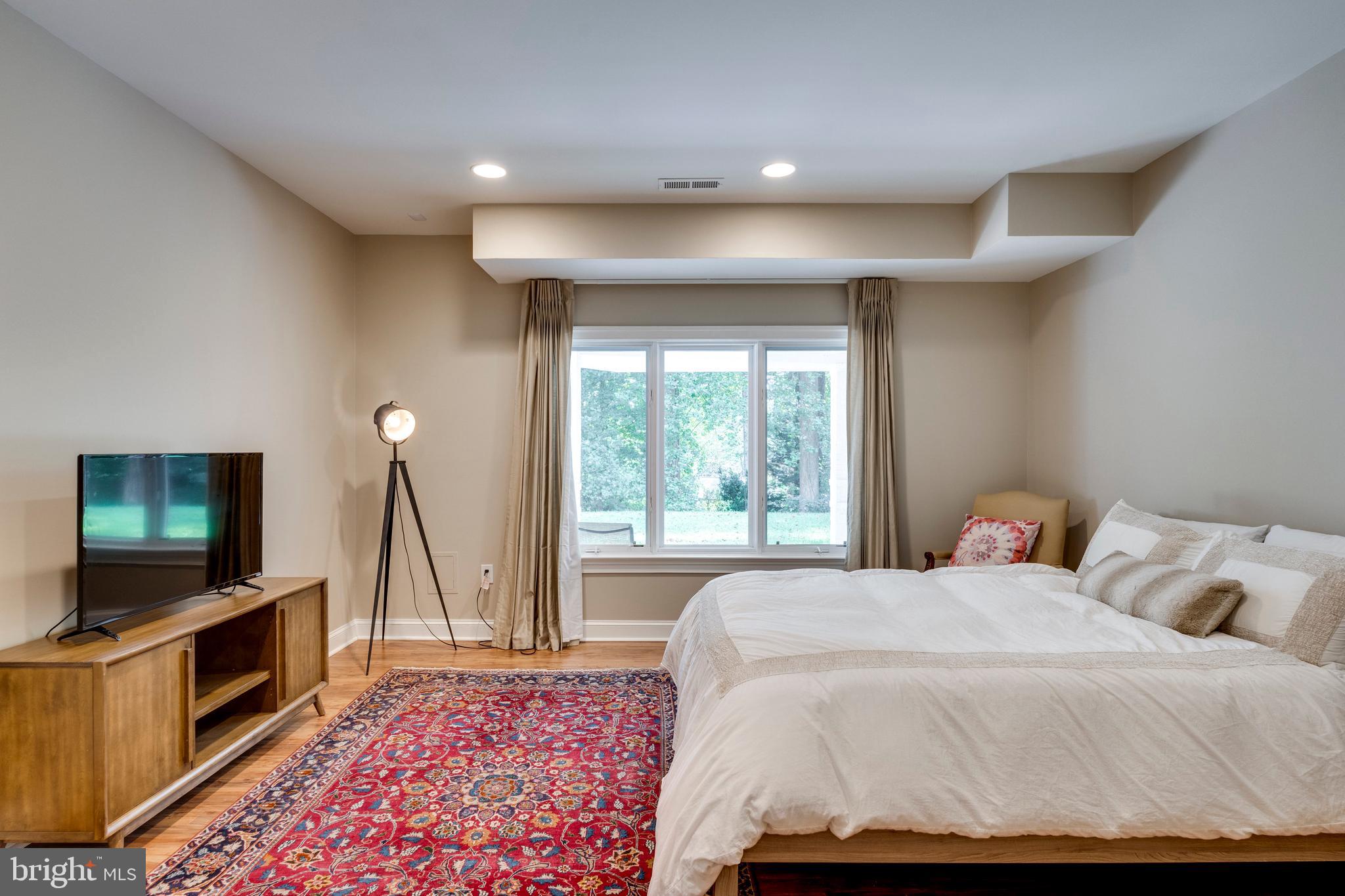 Real estate listing preview #63