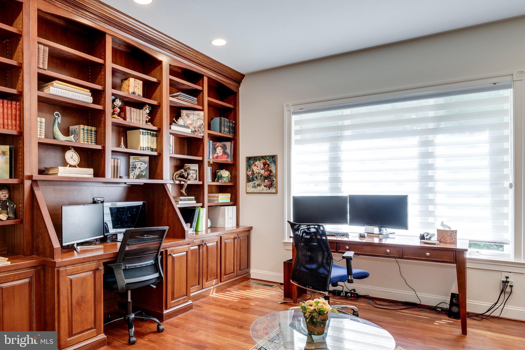 Real estate listing preview #32